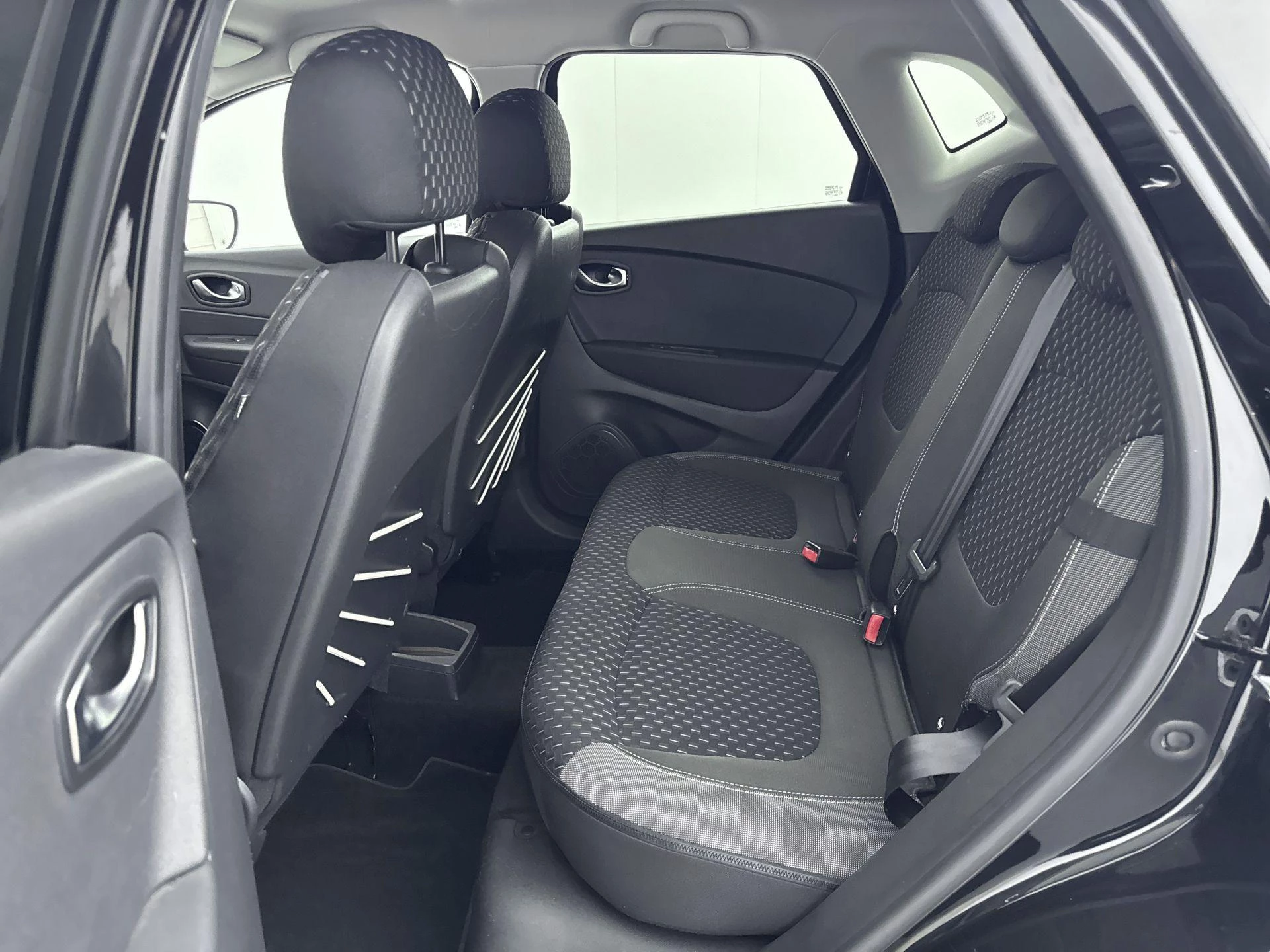 Renault-Captur-image-27