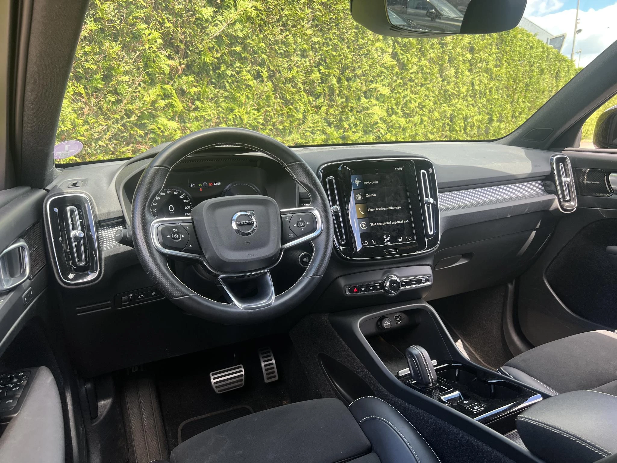 Volvo-XC40-image-14