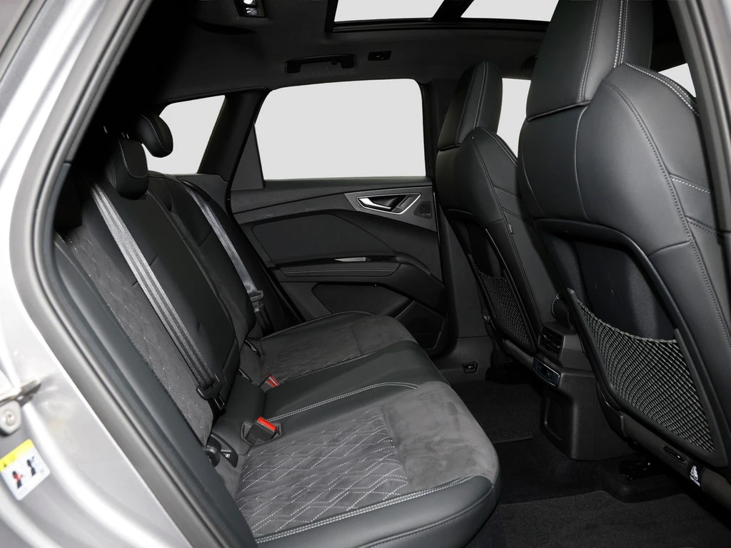 Audi Q4 e-tron 40 advanced Navi Matrix Pano AHK