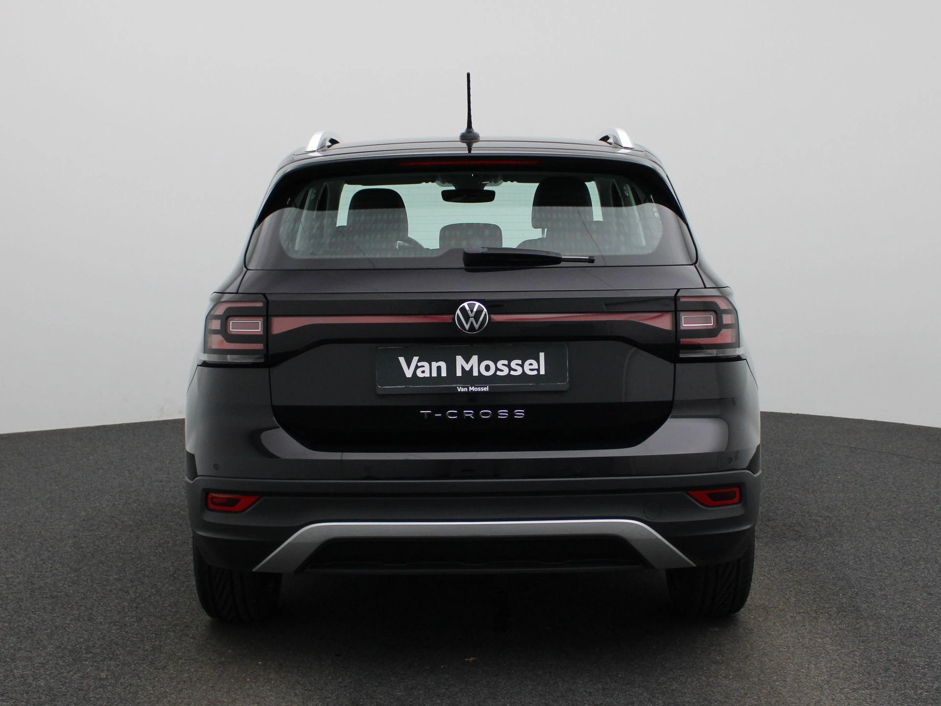 Volkswagen-T-Cross-image-4