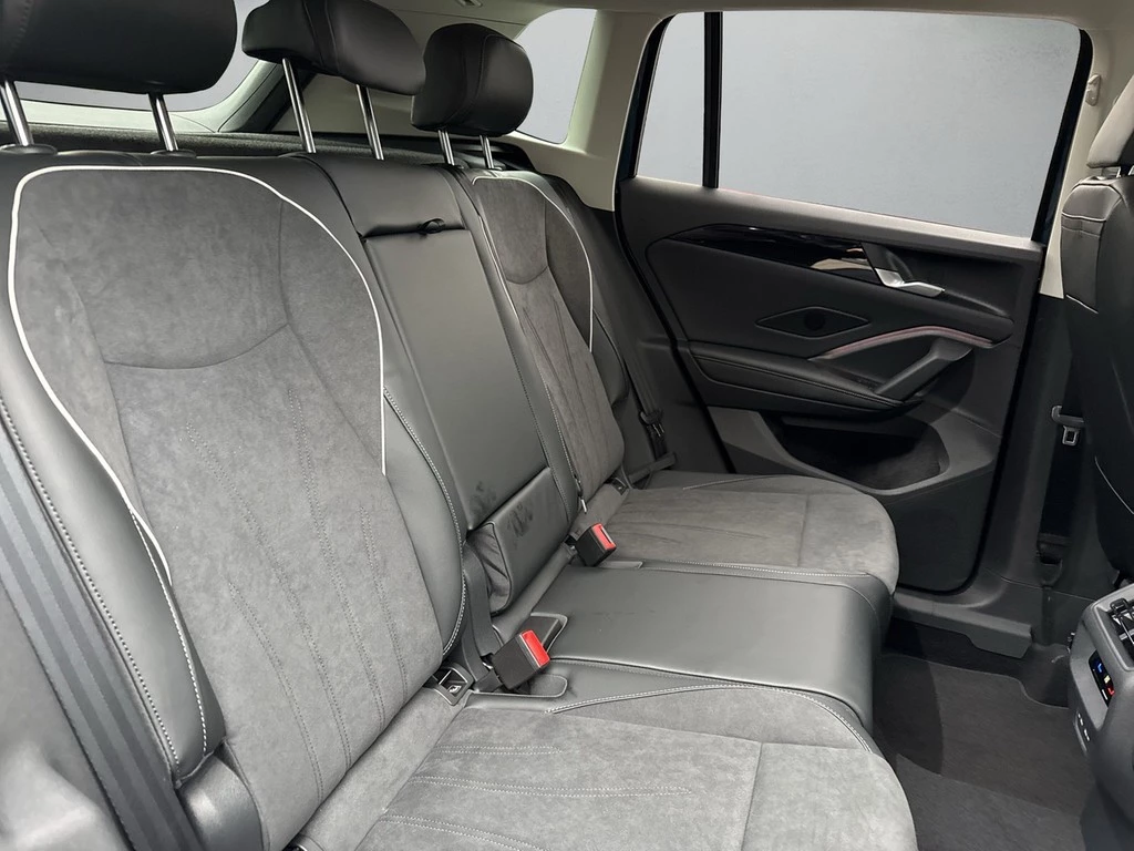 Volkswagen Tiguan 2.0l TDI DSG Elegance Area View*IQ.LIGHT