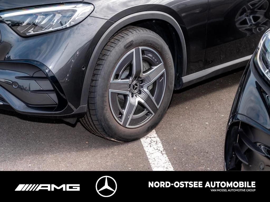 Mercedes-Benz GLC 300 d 4M AMG KEYLESS DISTRONIC AHK MBUX SHZ AMG Line