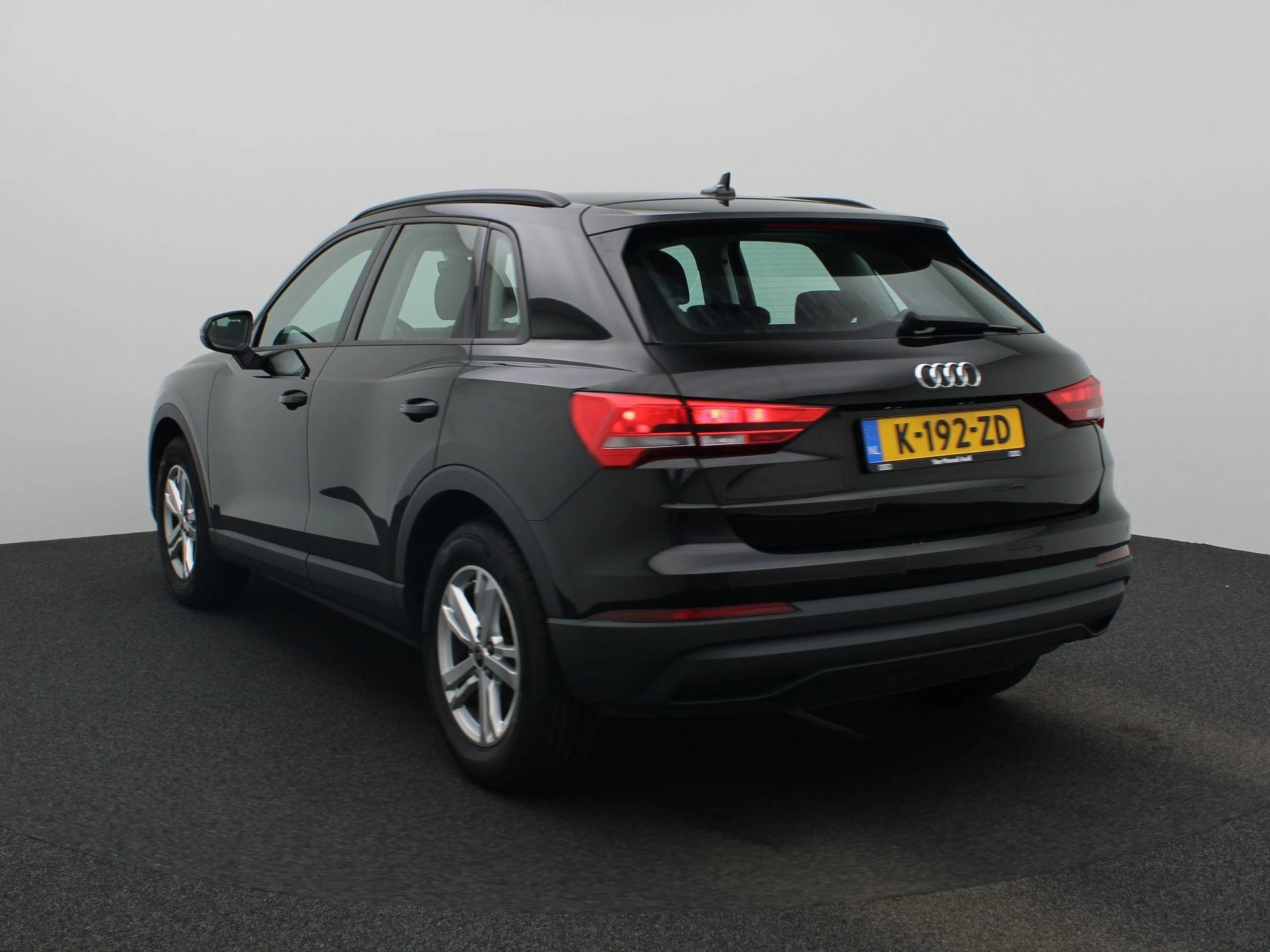 Audi-Q3-image-1