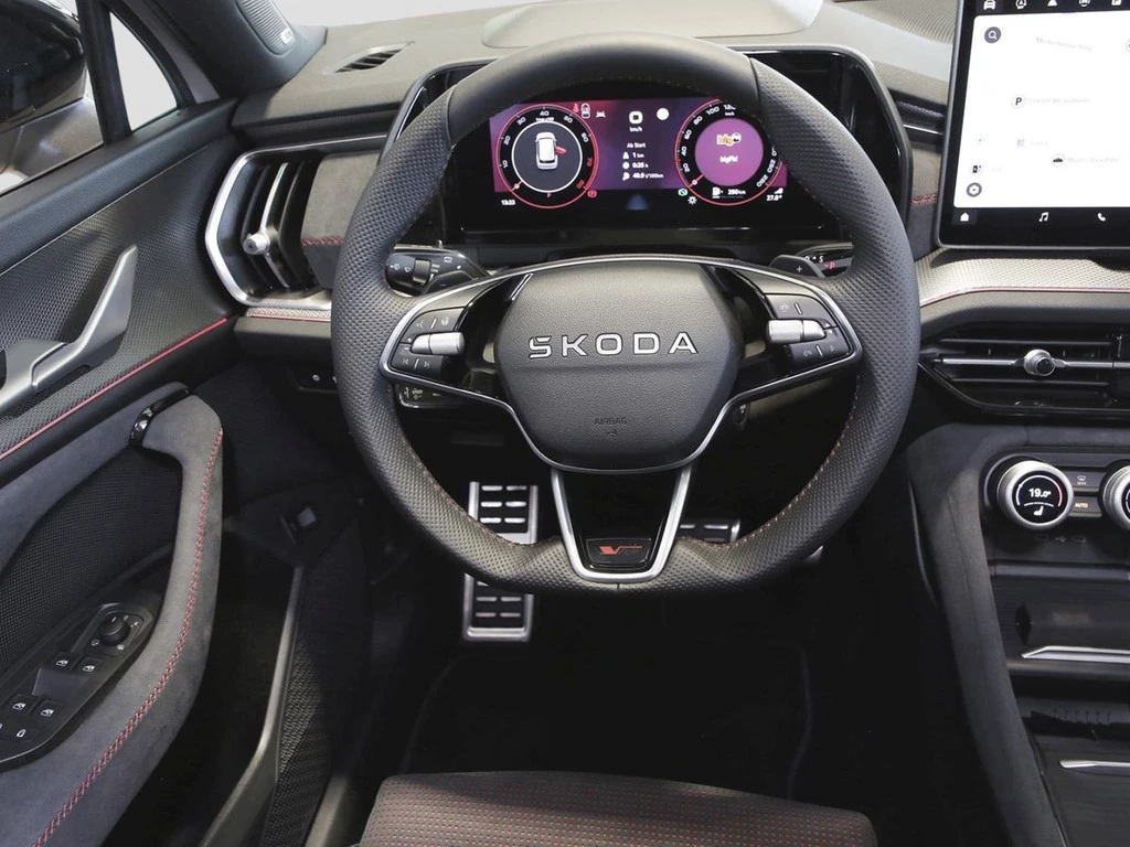 Škoda Kodiaq RS 2.0 TSI UPE 65.030 4x4 Pano AHK Assist