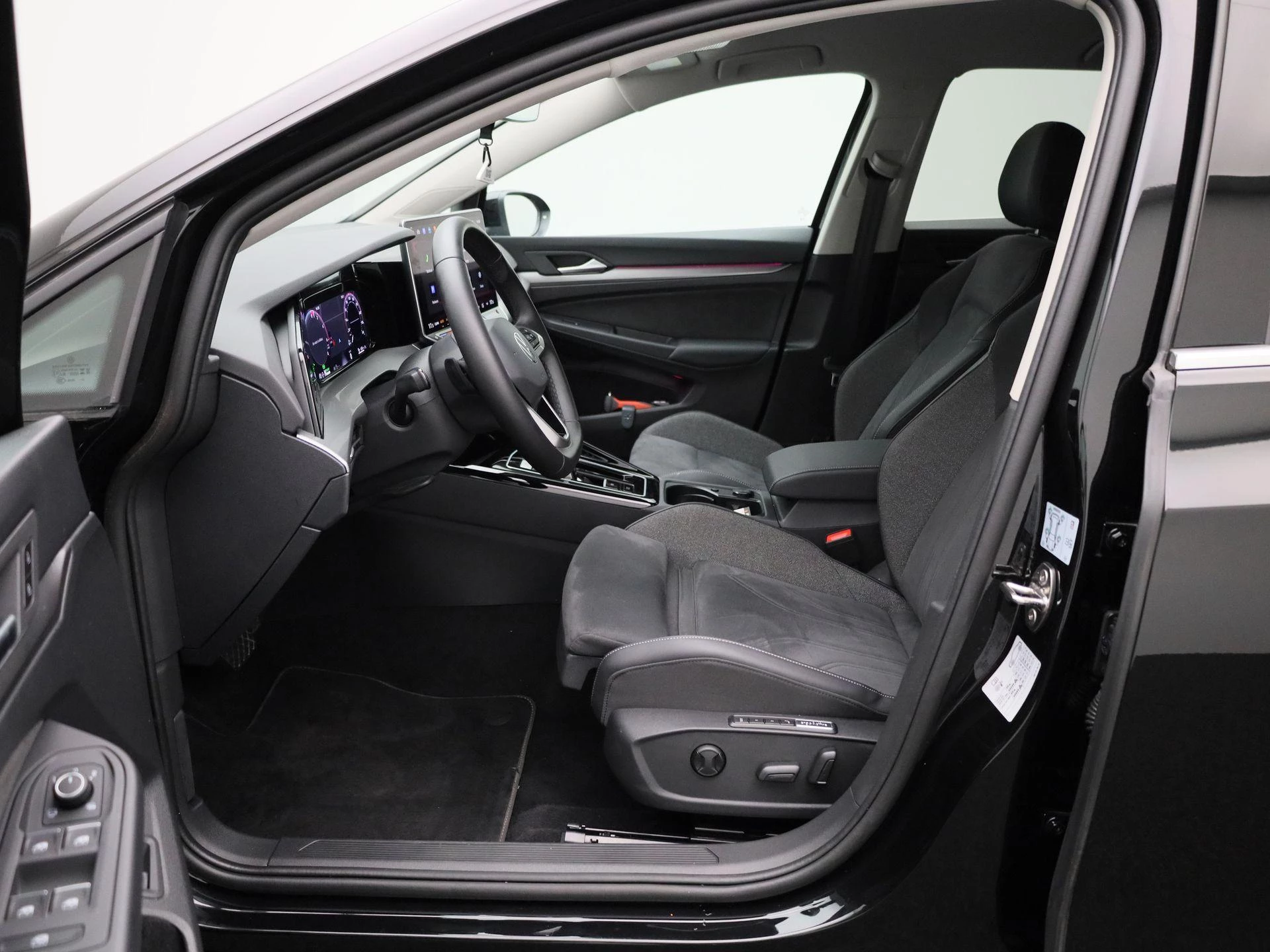 Volkswagen Golf 1.5 eHybrid Style Edition 204 PK|