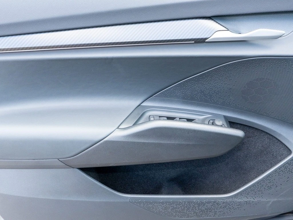 Ĺ koda Enyaq iV 85x Sportline AHK, Navi