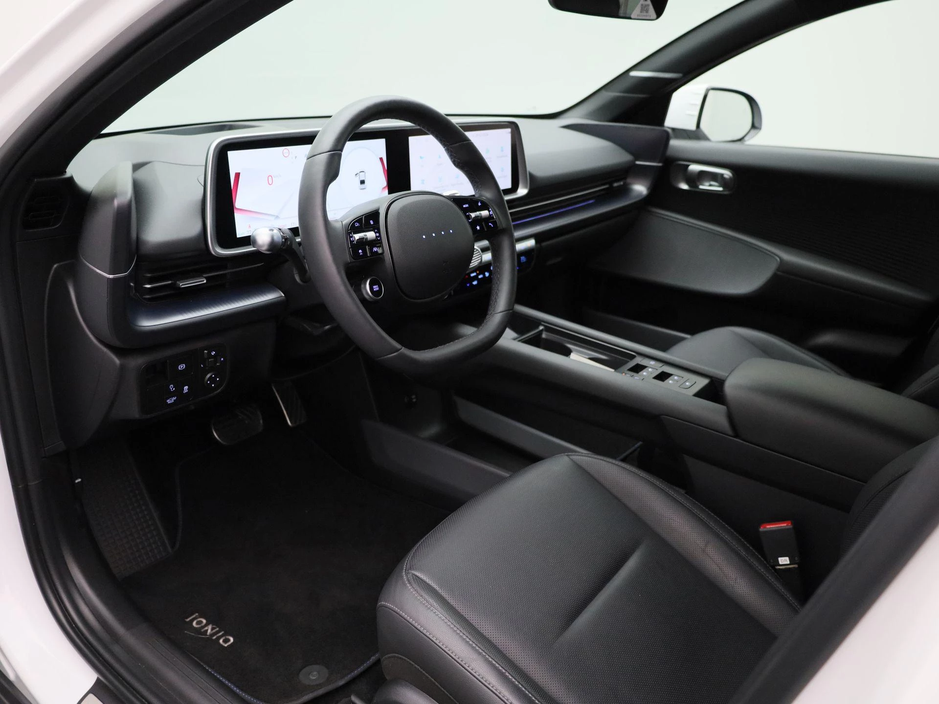 Hyundai-IONIQ 6-image-31