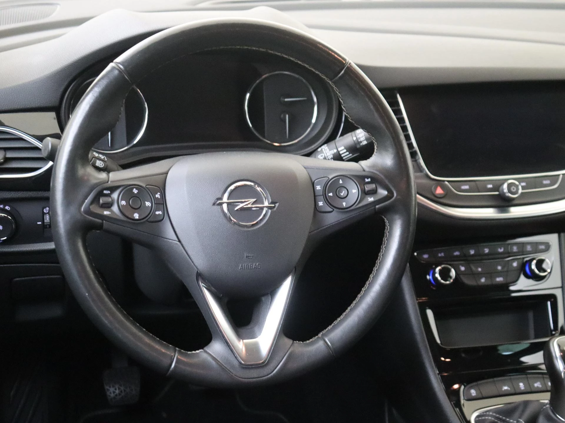 Opel Astra 1.2 Business Elegance