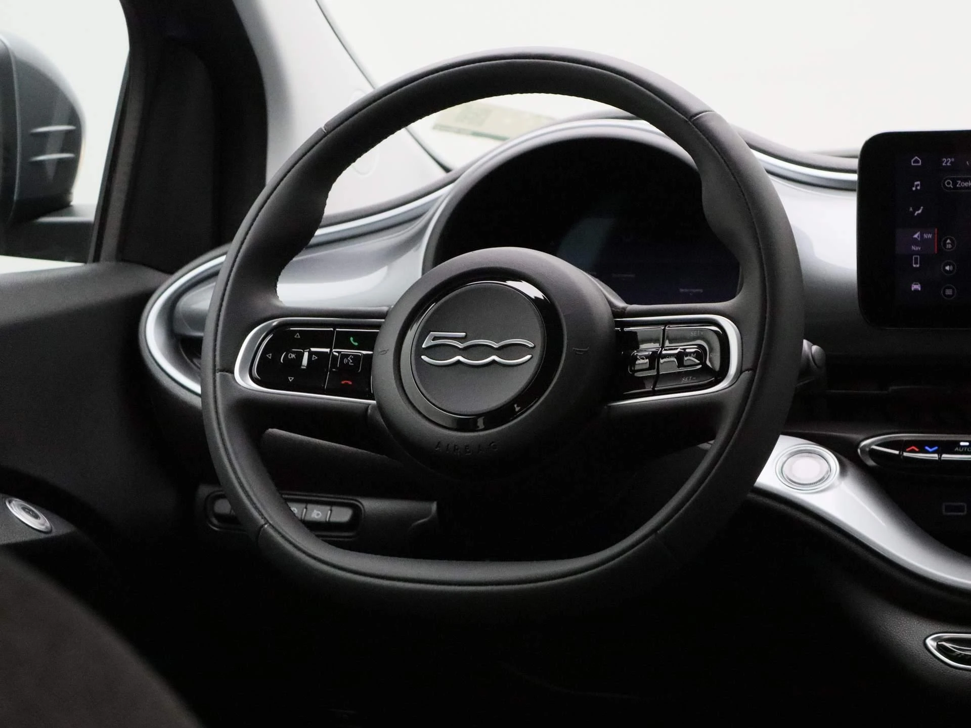 Fiat-500e-image-33
