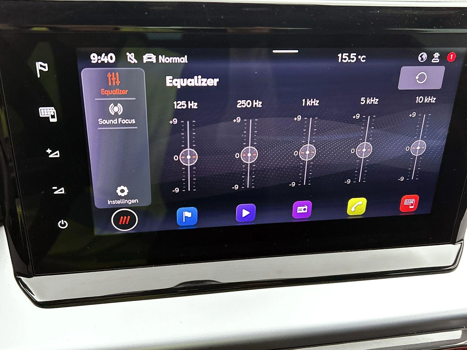 SEAT-Arona-image-12