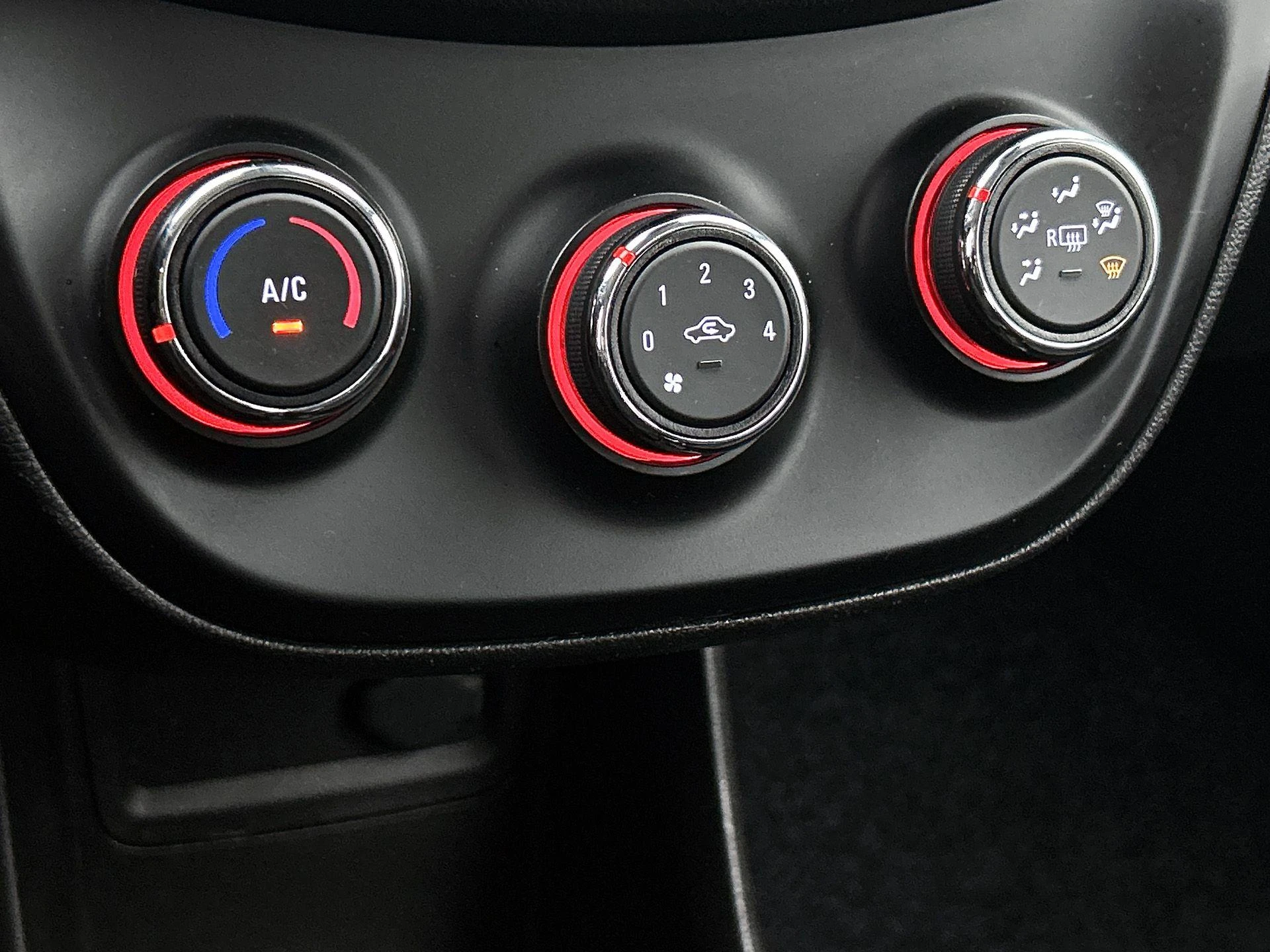 Opel-KARL-image-23
