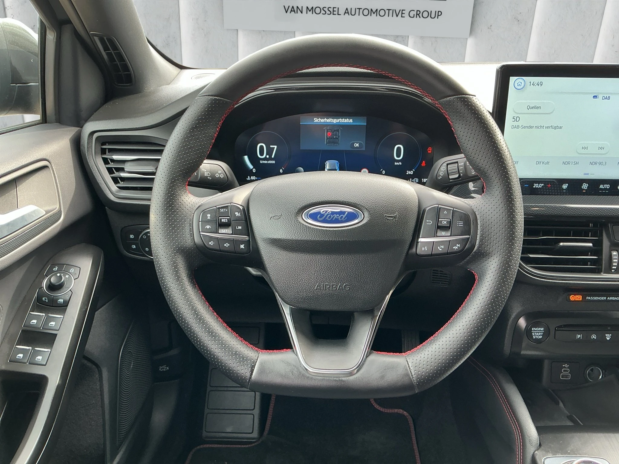 Ford-Focus-image-12