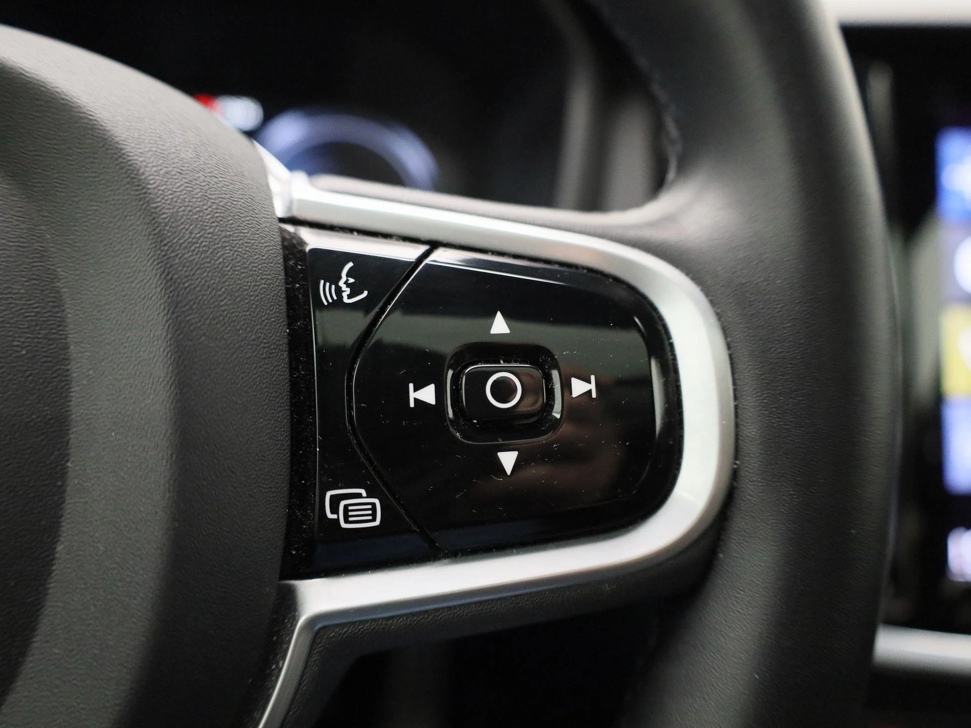 Volvo-V60-image-20