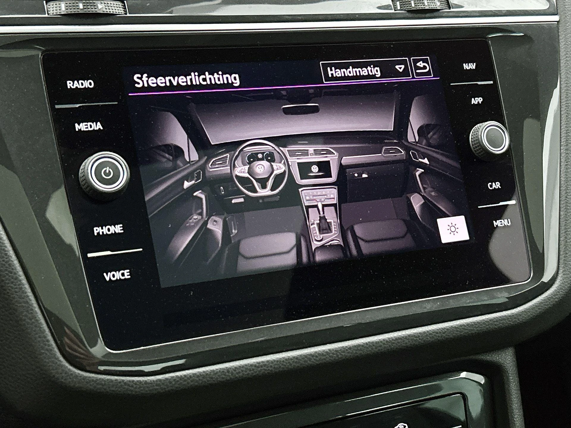 Volkswagen-Tiguan-image-39