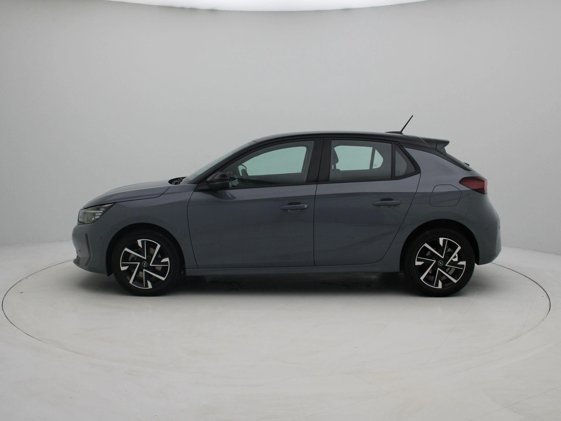 Opel-Corsa-image-2