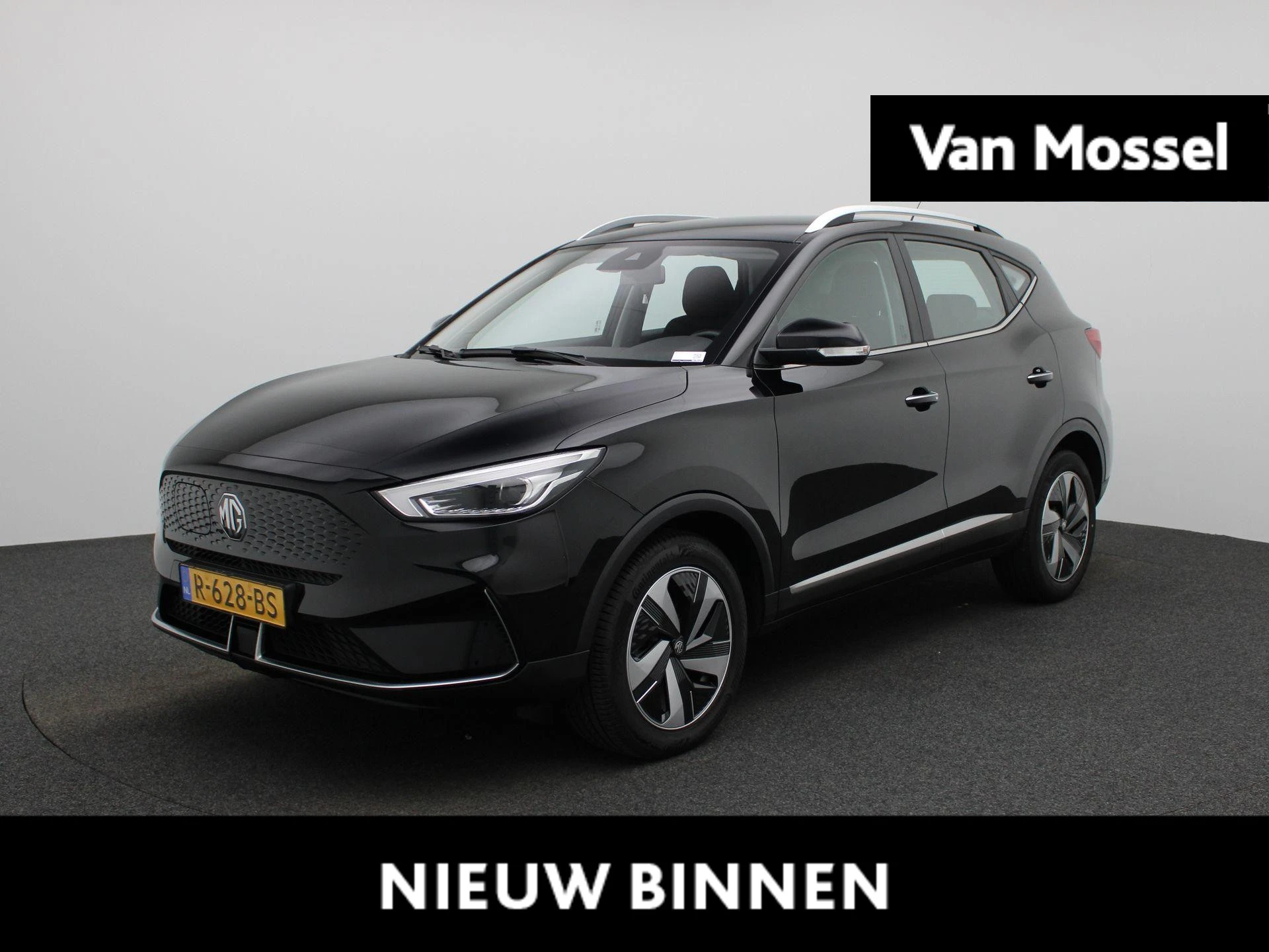 MG-ZS EV-image-0