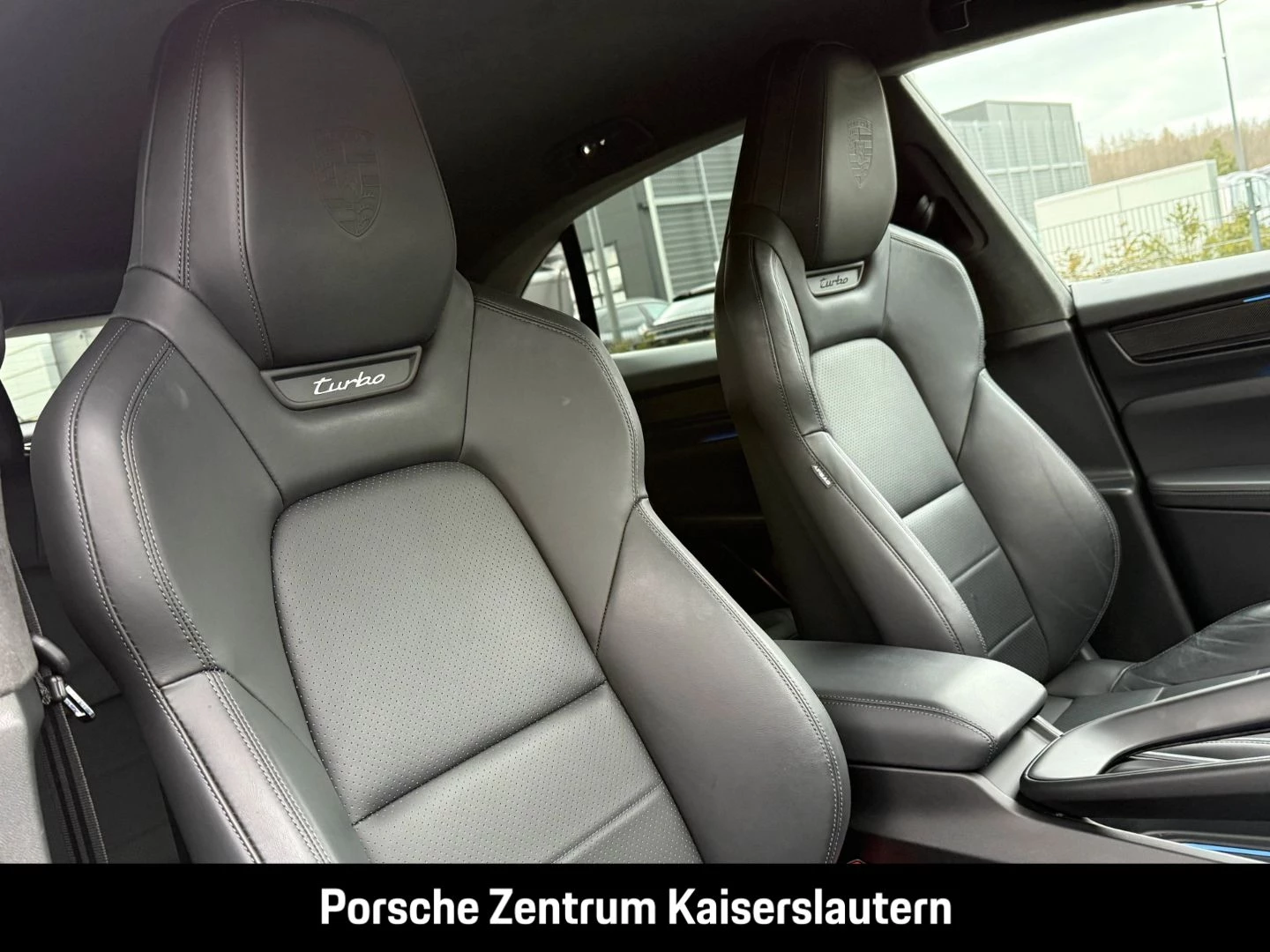 Porsche Macan Turbo 22-Zoll Rückfahrkamera LED-Matrix turbo