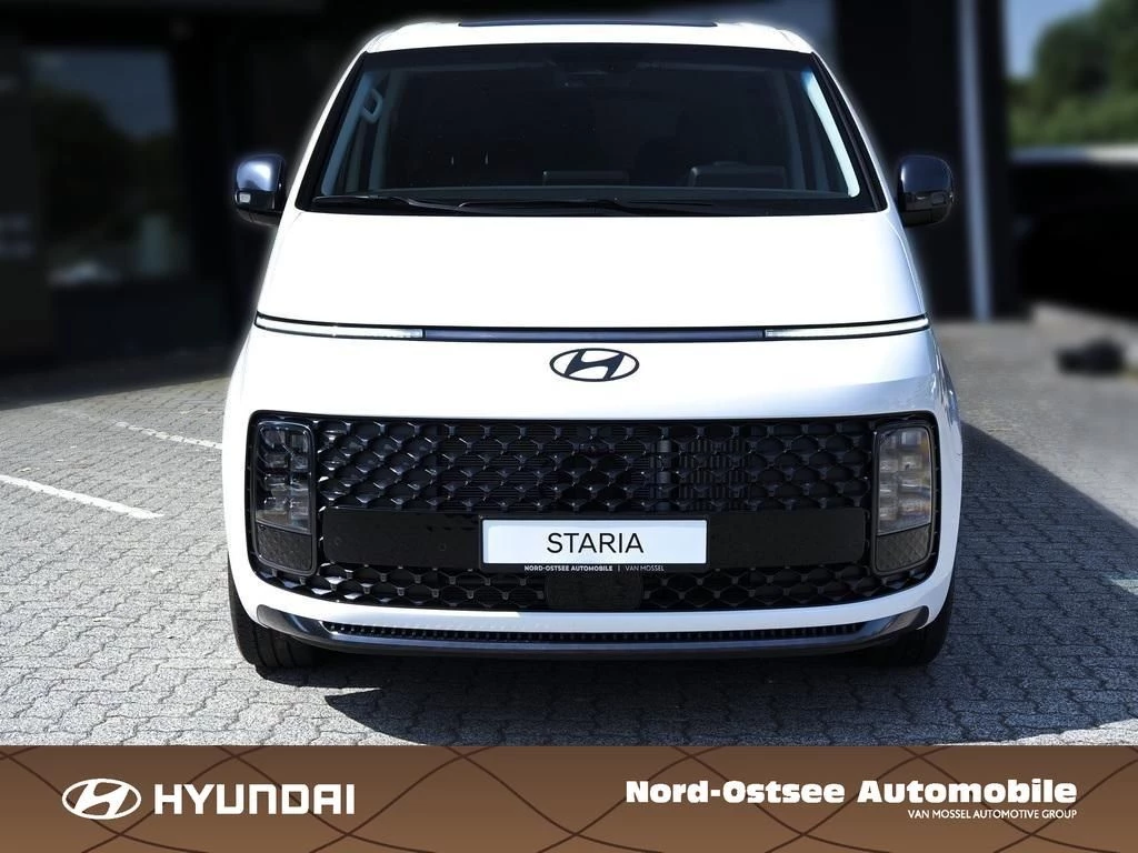 Hyundai Staria HEV 7-Sitzer Signature Panoramadach