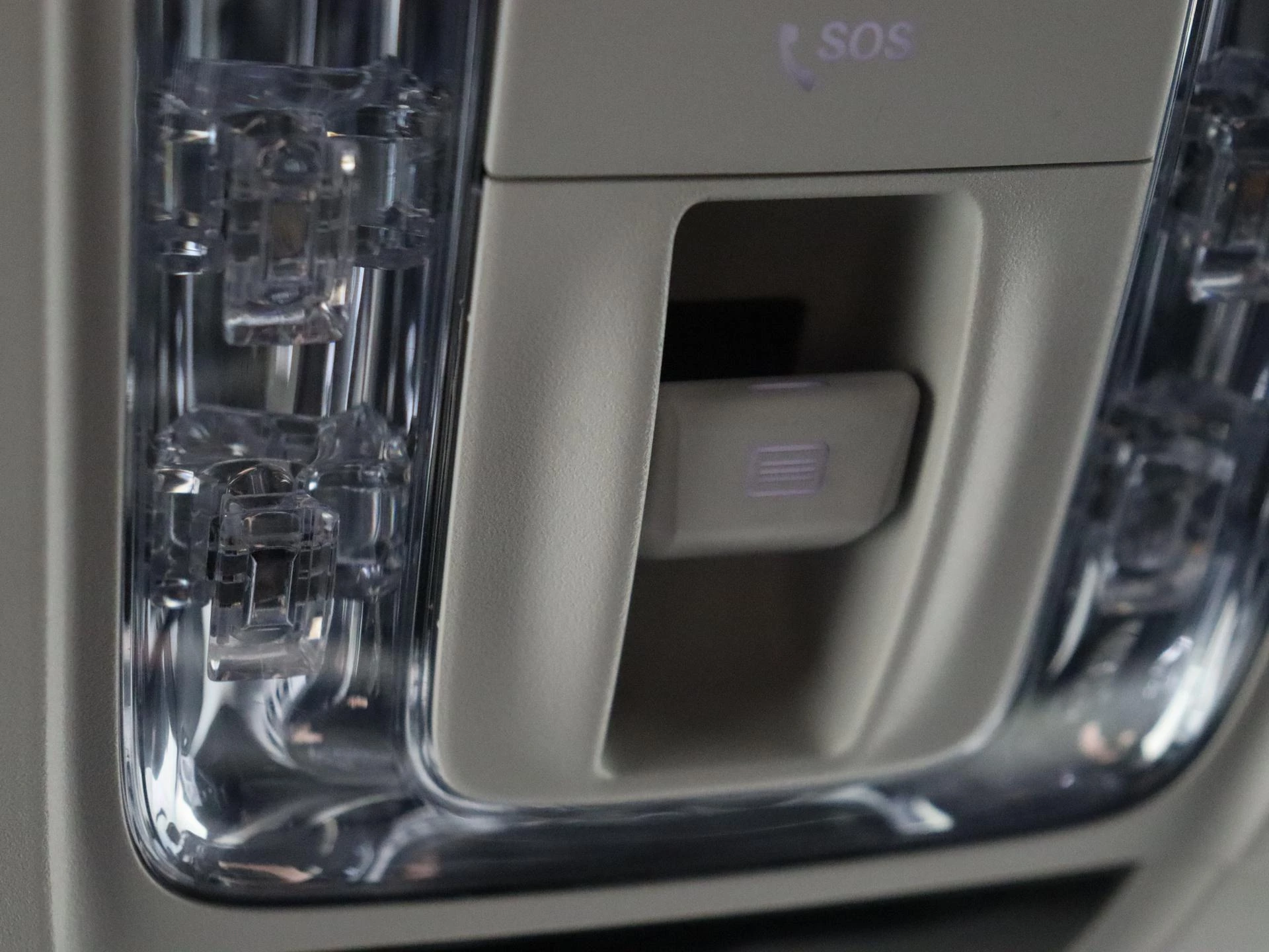 Mercedes-Benz-GLE-image-24