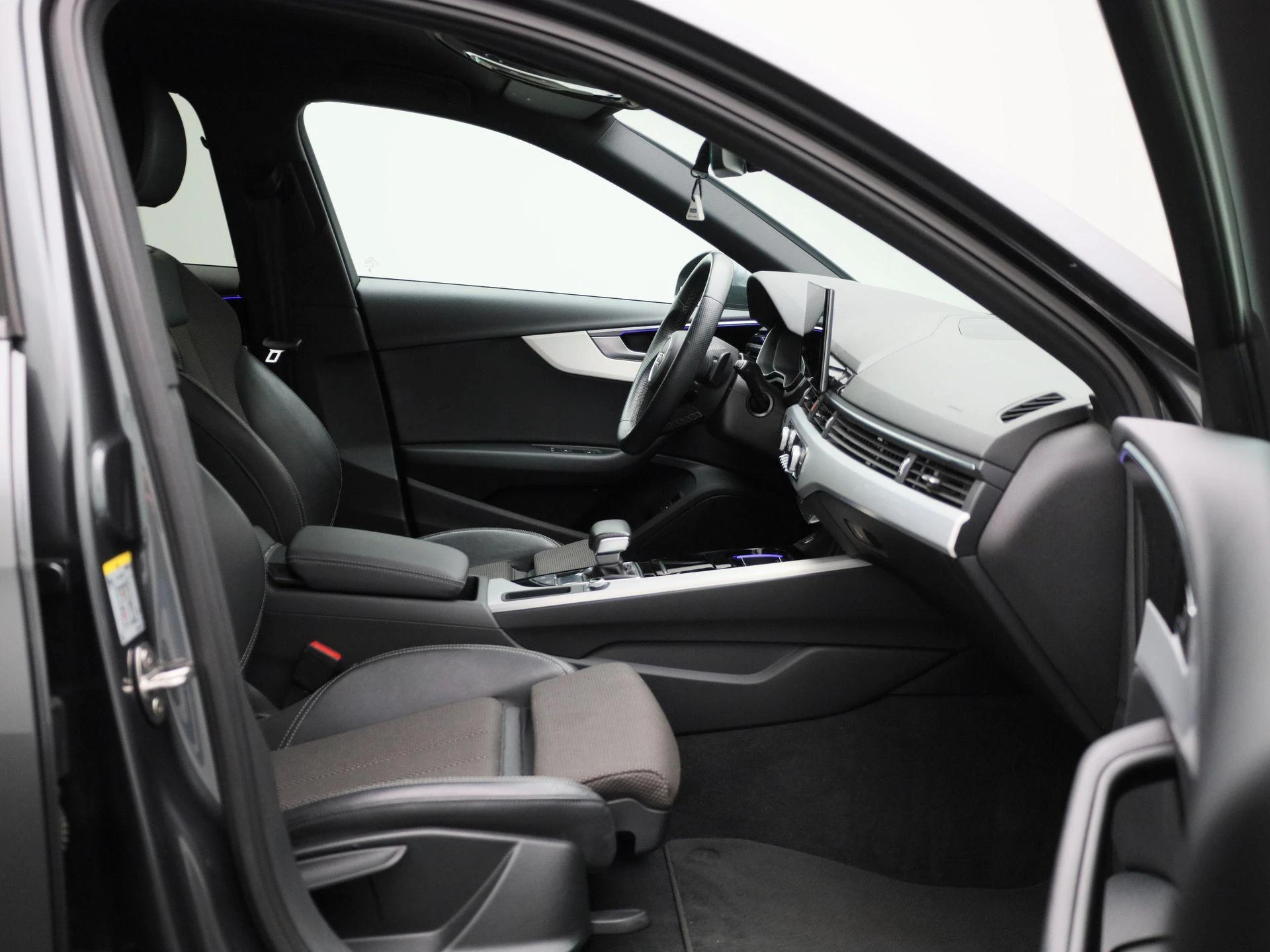 Audi-A4-image-39