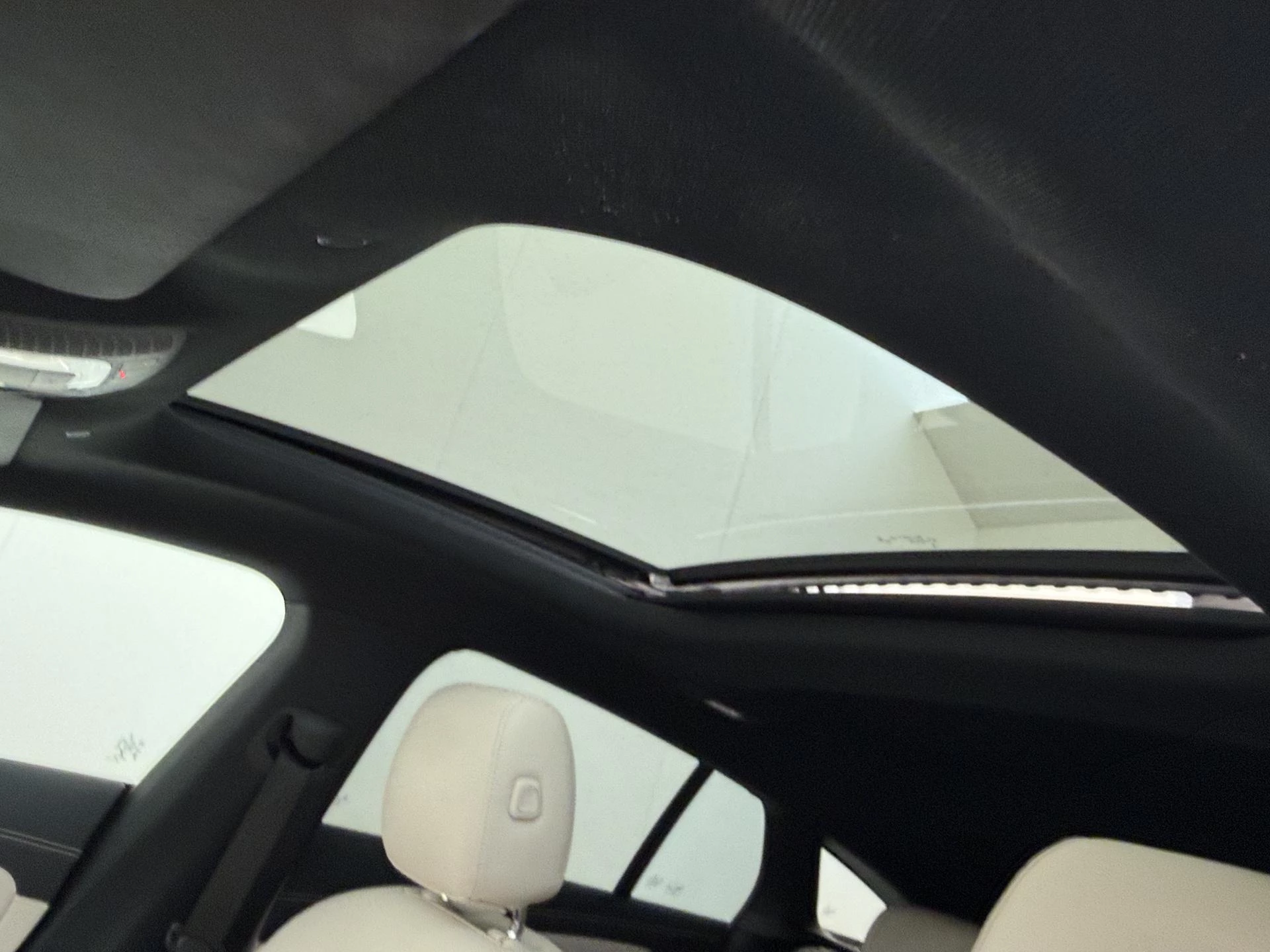 Mercedes-Benz-CLA-image-27