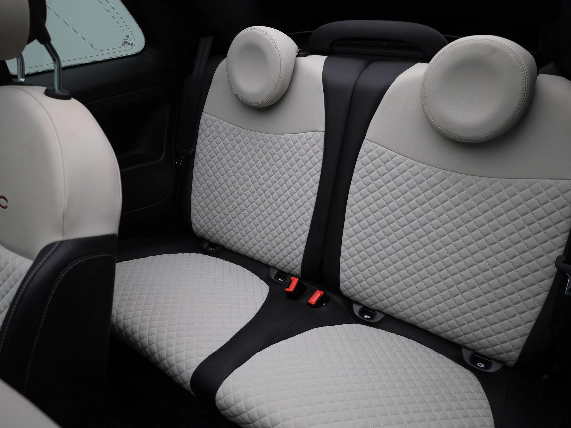 Fiat-500C-image-10