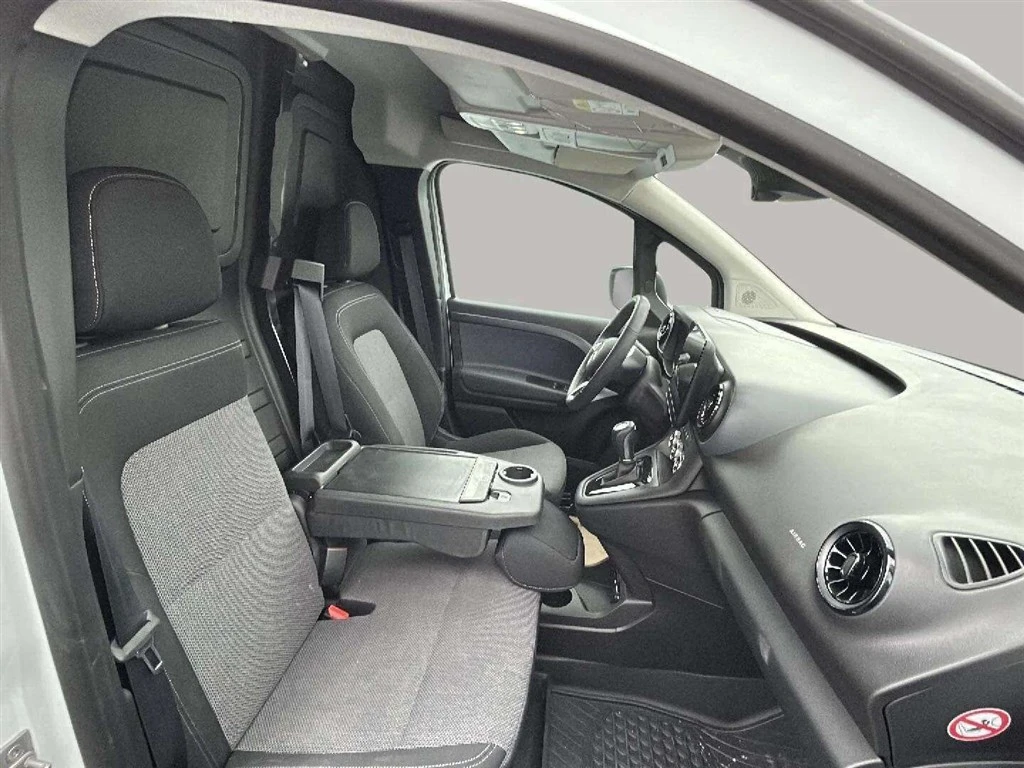 Mercedes-Benz-Citan-image-10