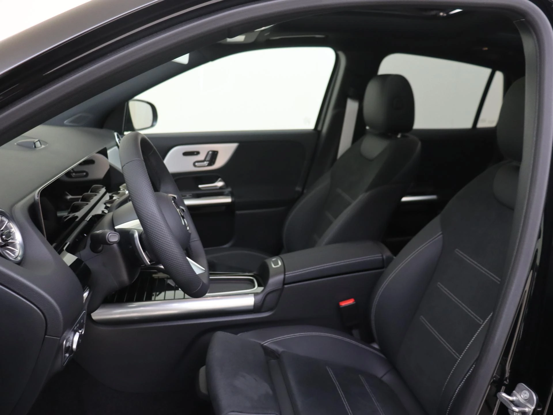 Mercedes-Benz GLA 250 e 140 Years Edition