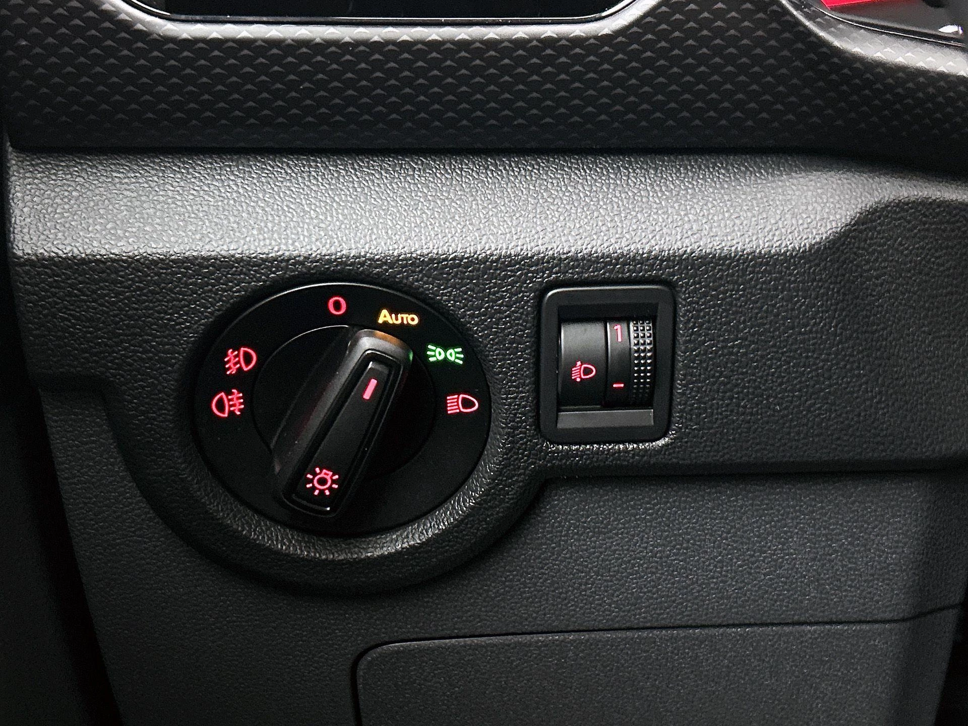 Volkswagen-T-Cross-image-22