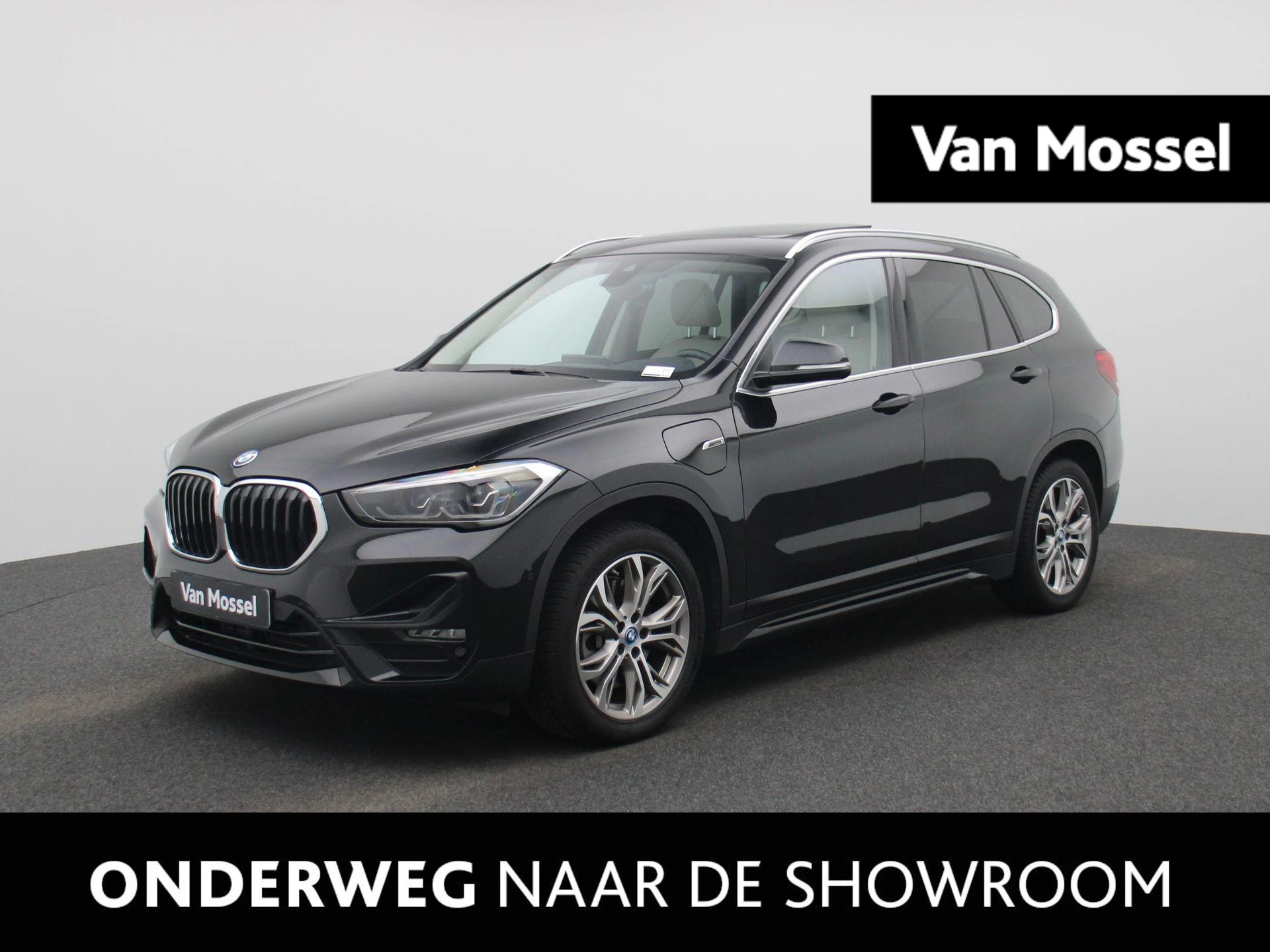 BMW-X1-image-0