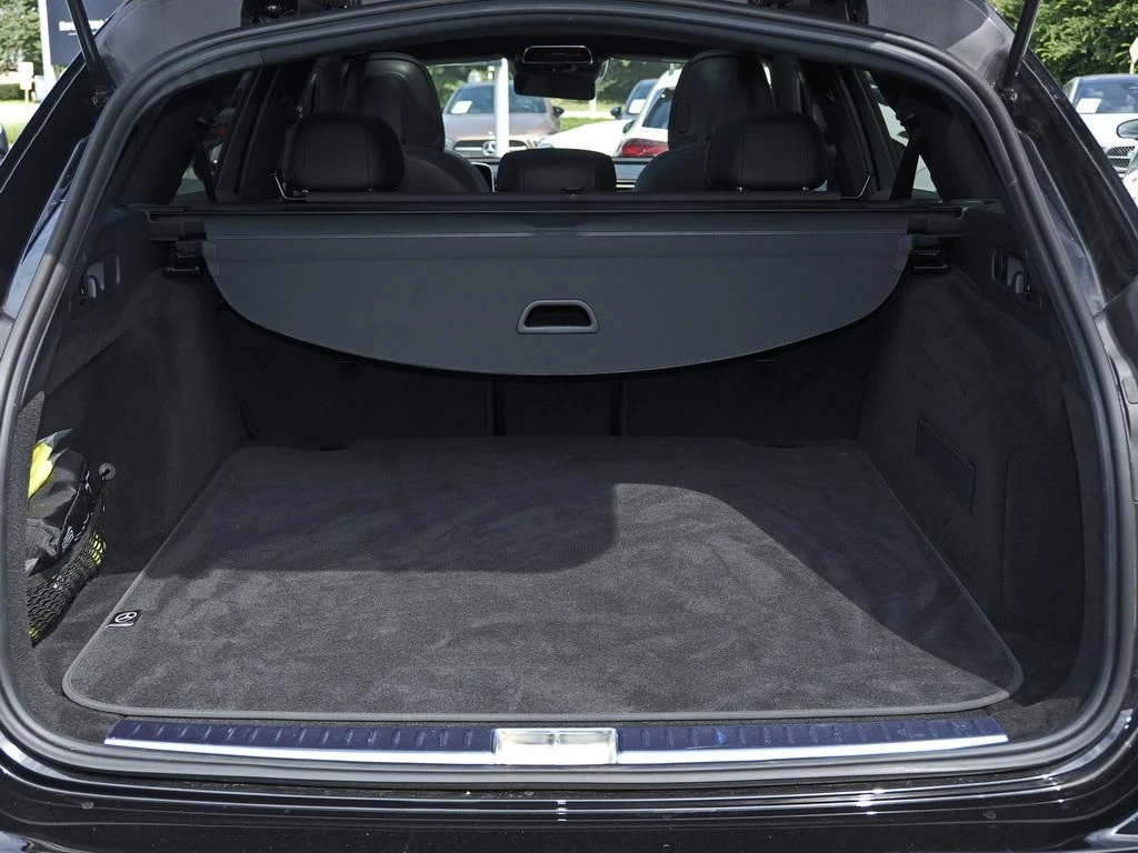 Mercedes-Benz-E-Klasse 220-image-16