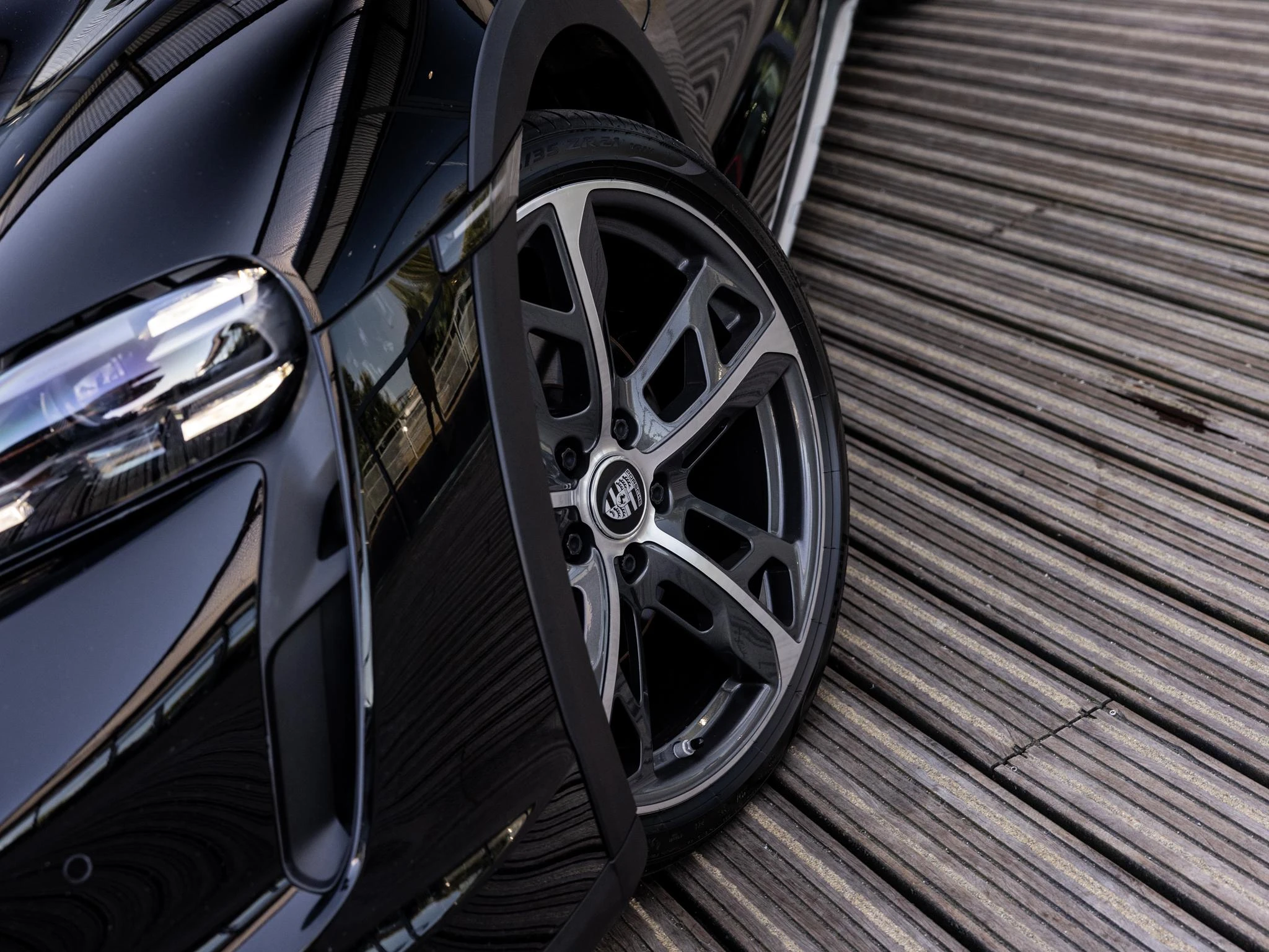 Porsche-Taycan-image-7