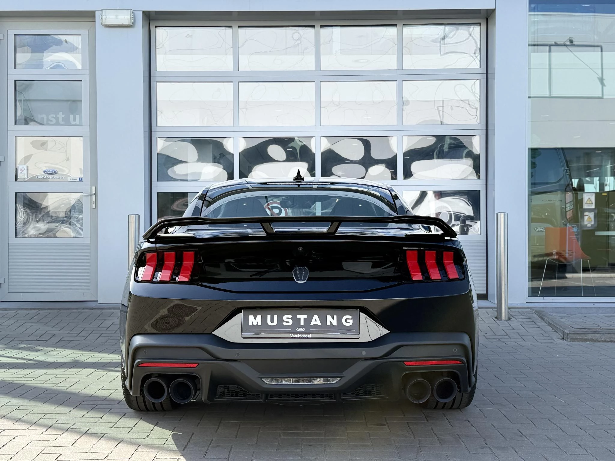 Ford-Mustang-image-5