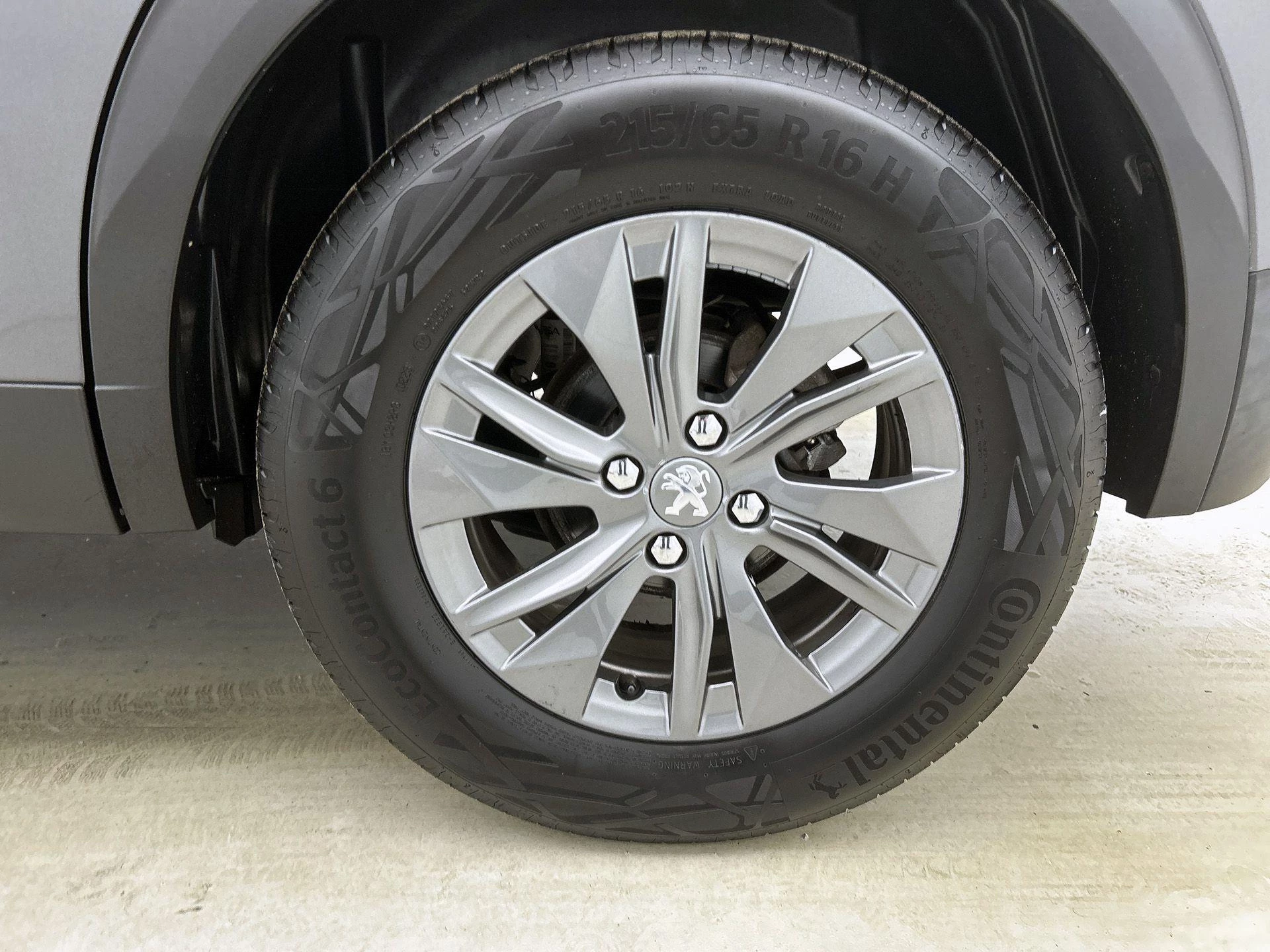 Peugeot-2008-image-33