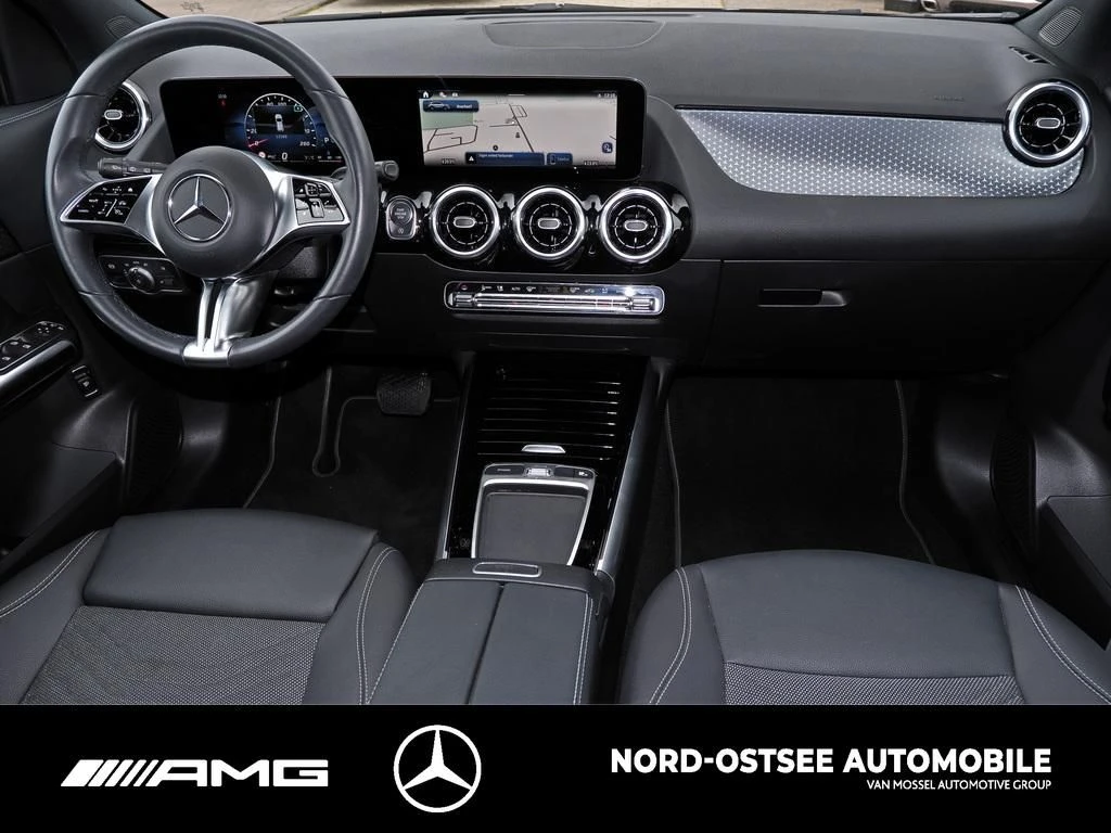 Mercedes-Benz GLA 200 d PROGRESSIVE AHK DISTRONIC MBUX KLIMA Progressive