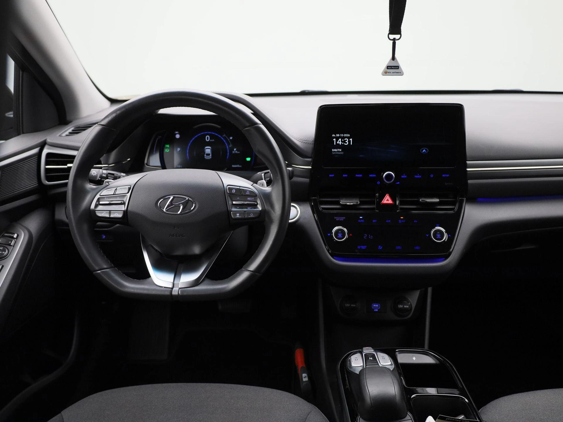 Hyundai-IONIQ-image-6