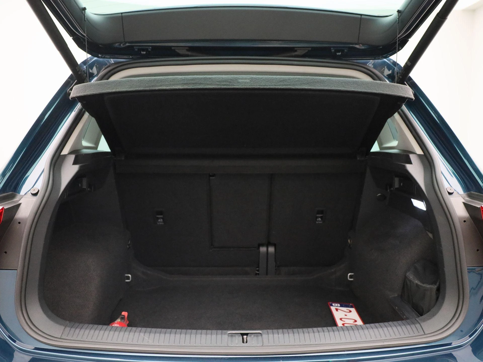 Volkswagen-Tiguan-image-16