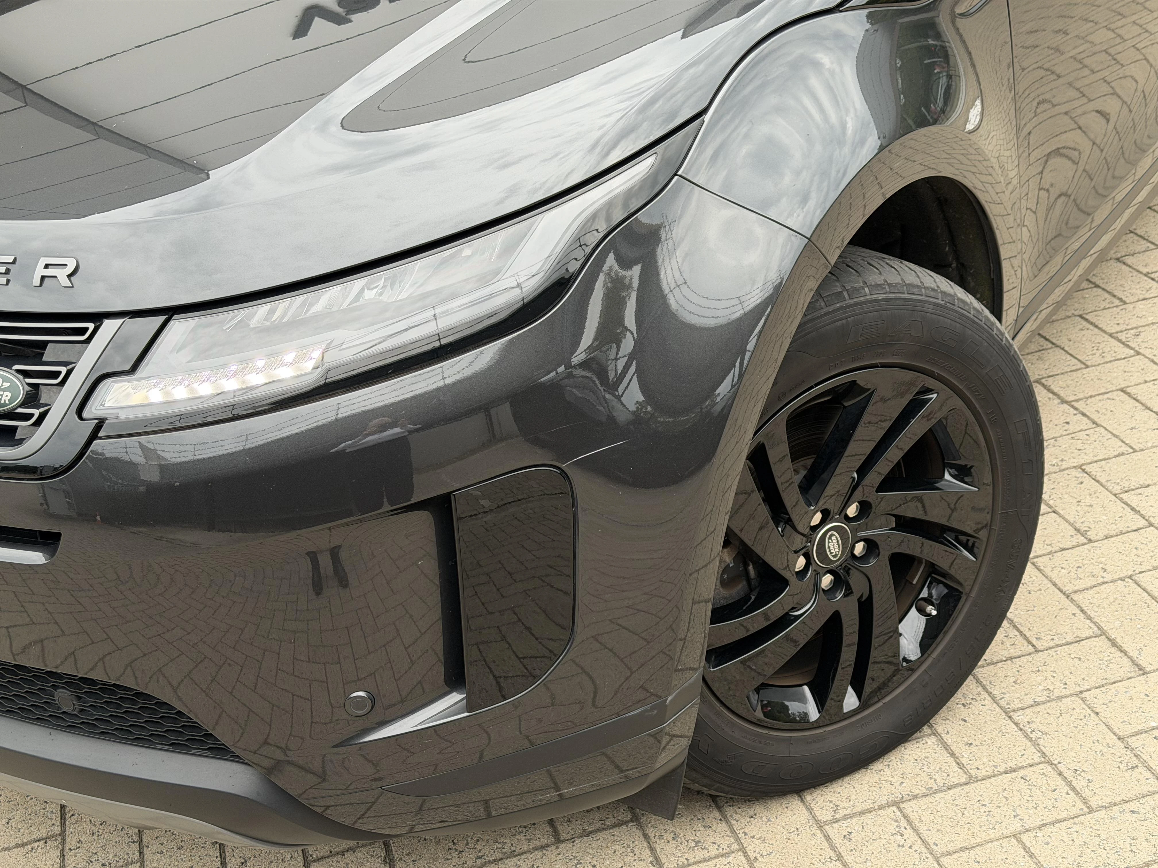 Land Rover Range Rover Evoque P300e PHEV S