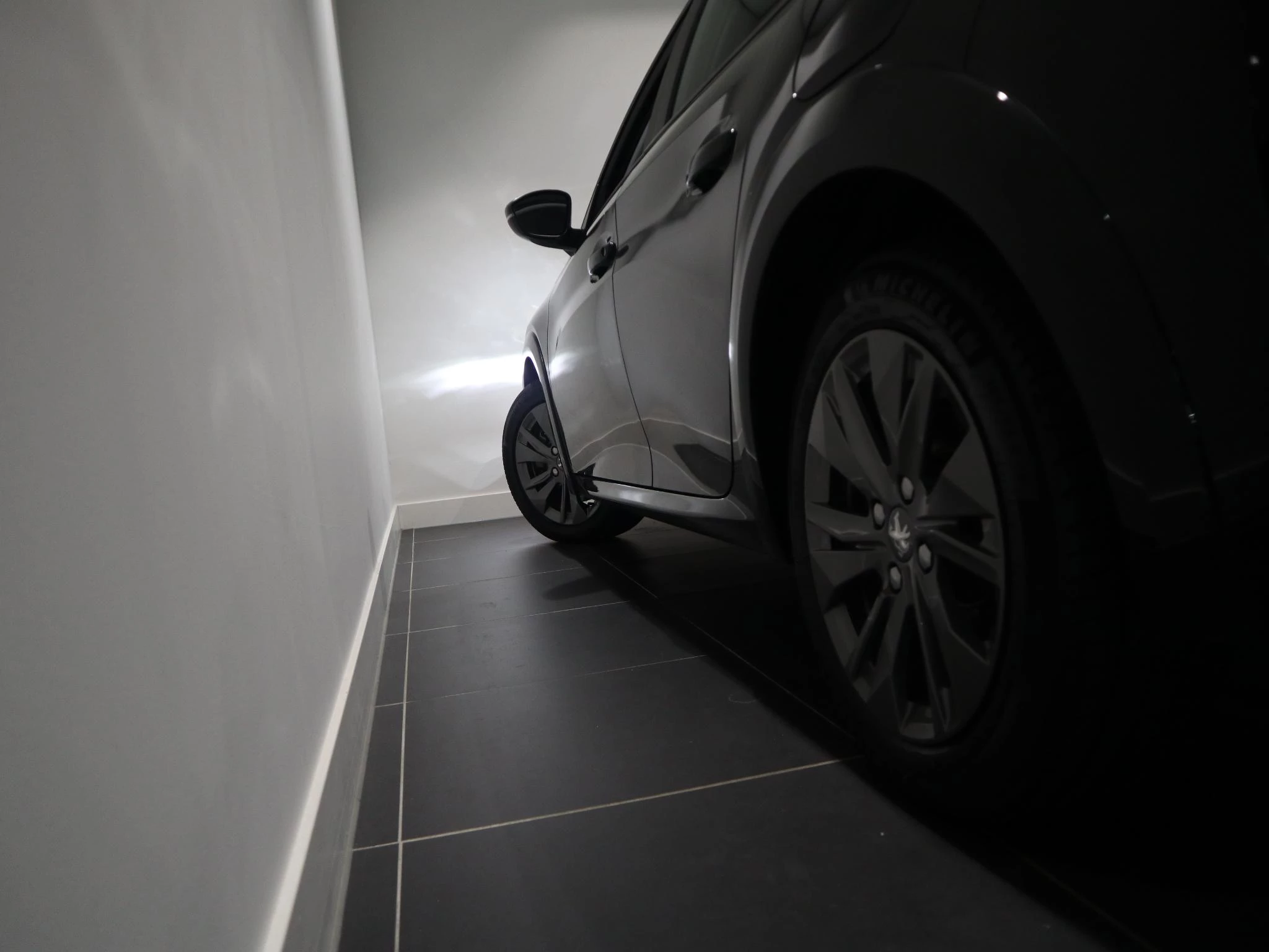 Peugeot-e-208-image-17