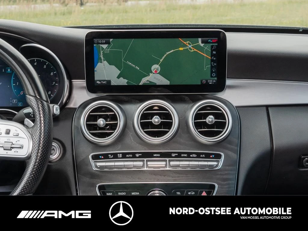 Mercedes-Benz C-Klasse 300 Coupé AMG NIGHT KAMERA NAVI PANO MULTIBEAM AMG Line