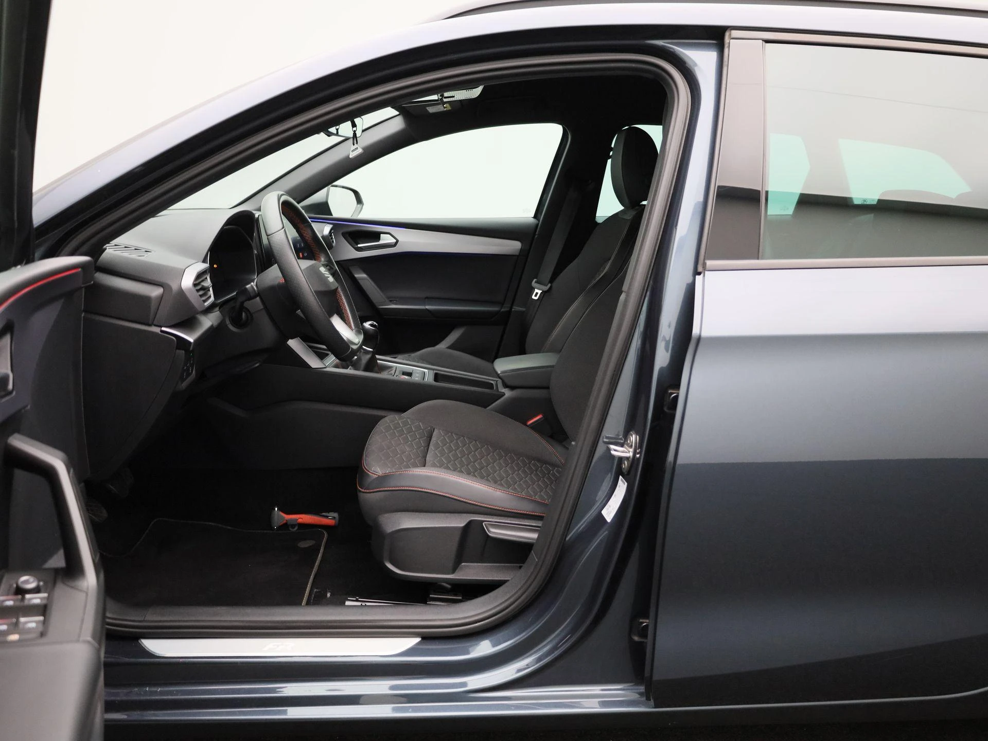 SEAT-Leon-image-8