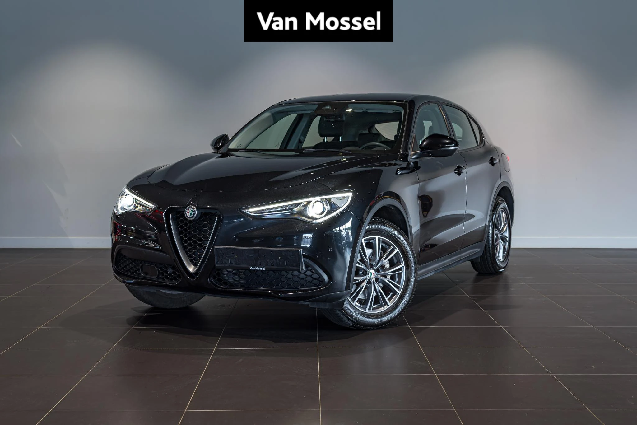 Alfa Romeo-Stelvio-image-0