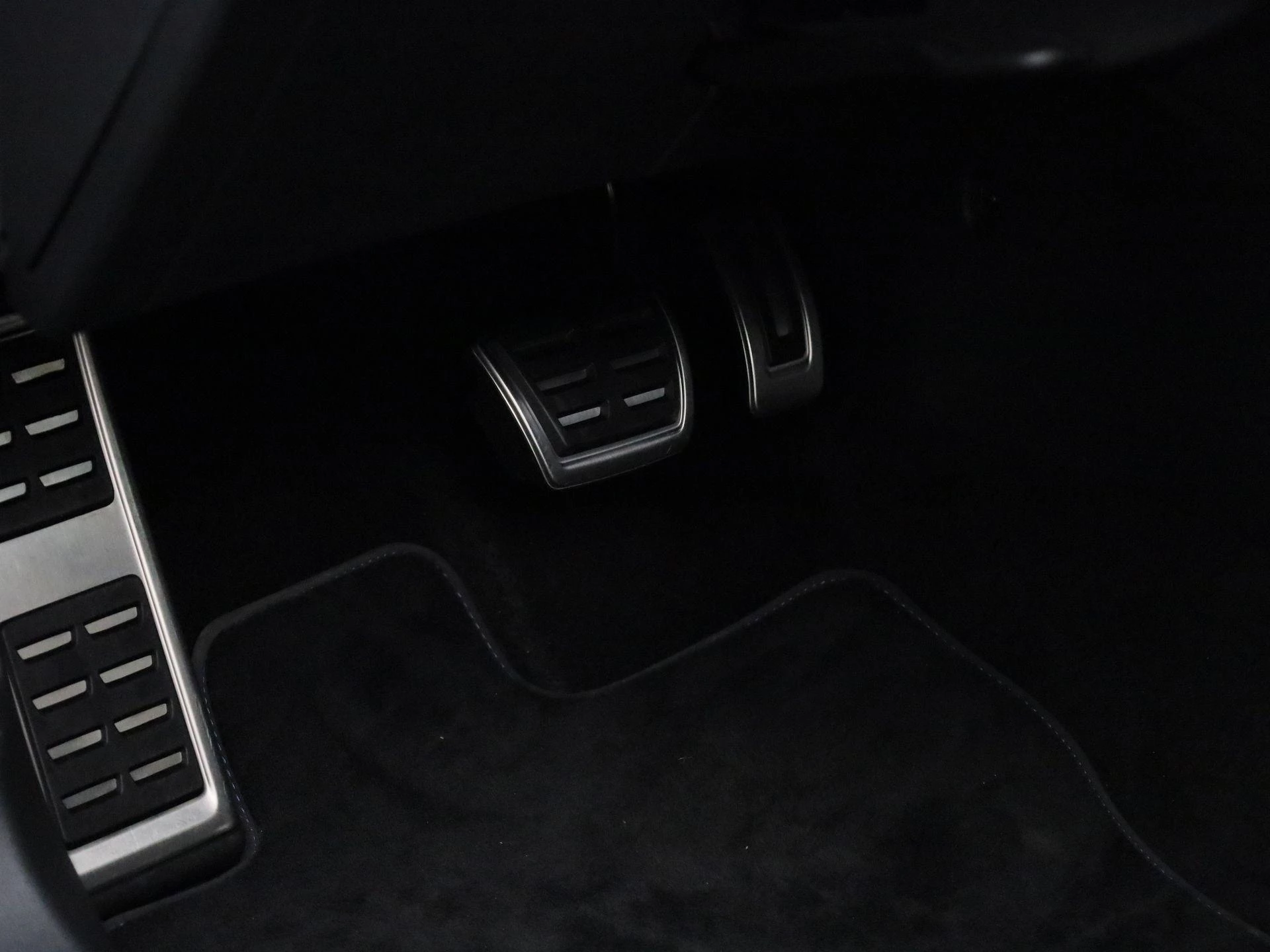 Volkswagen-Golf-image-41