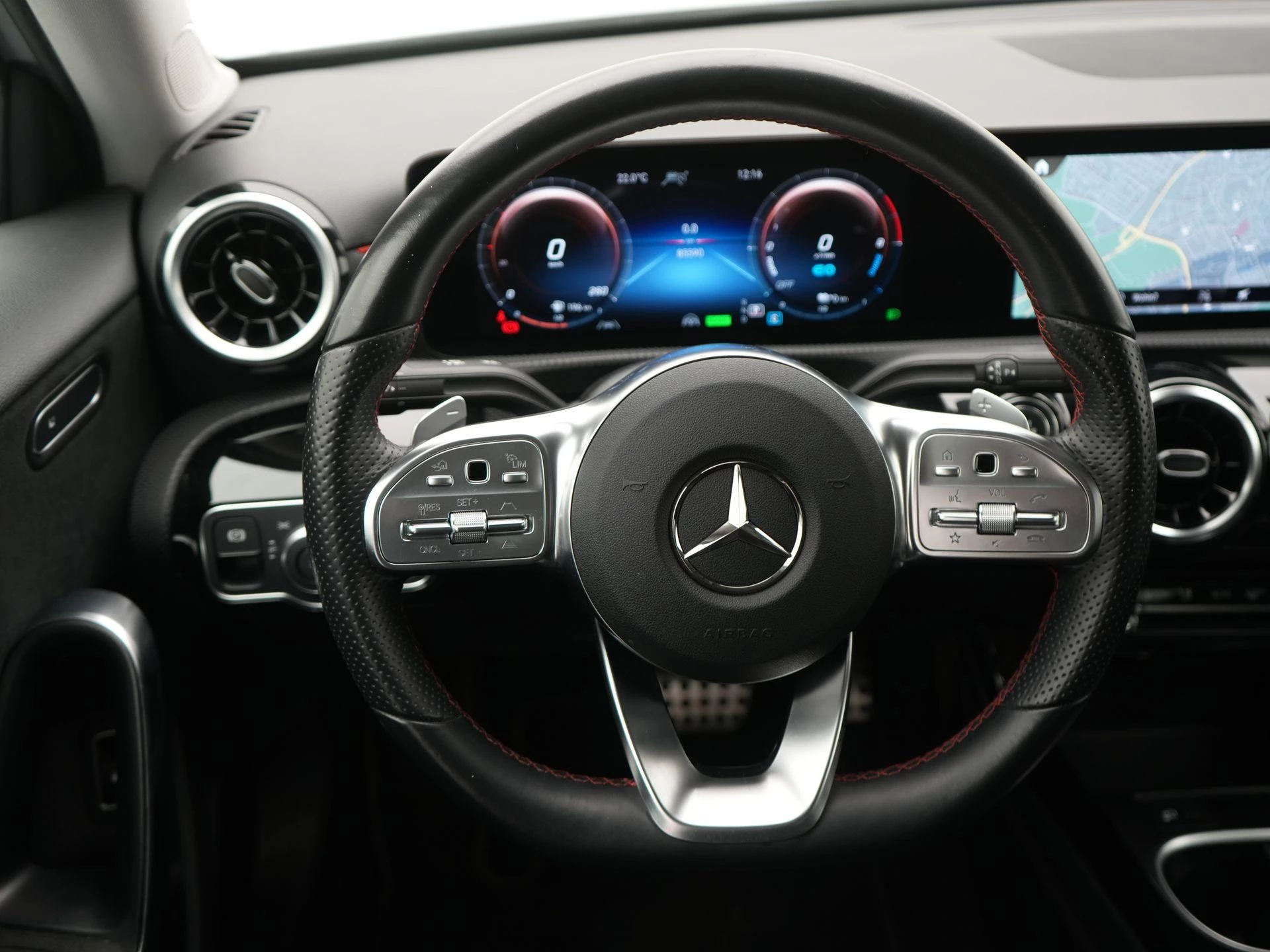 Mercedes-Benz-A-Klasse-image-7