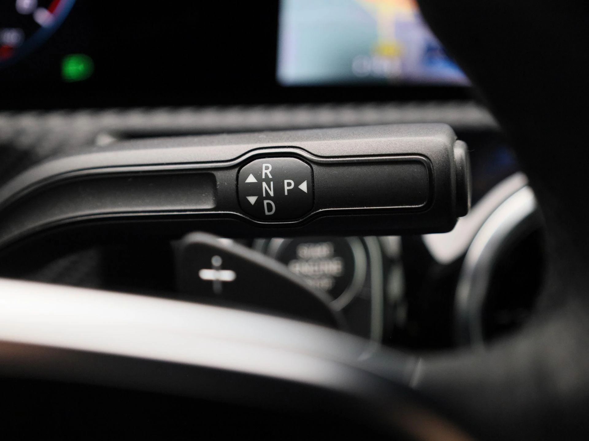 Mercedes-Benz-CLA-image-21