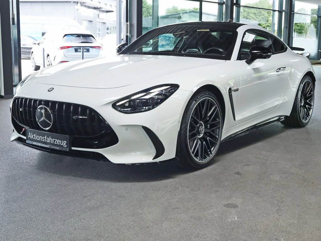 Mercedes-AMG-GT-image-0