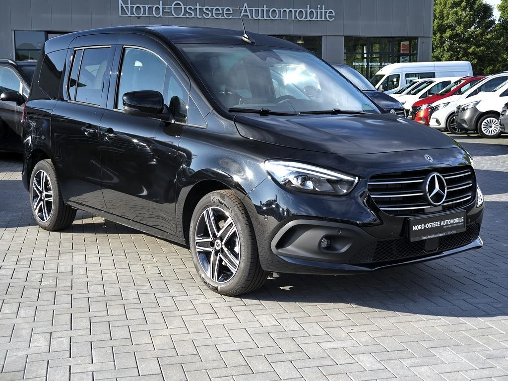 Mercedes-Benz-T-Klasse 180-image-4