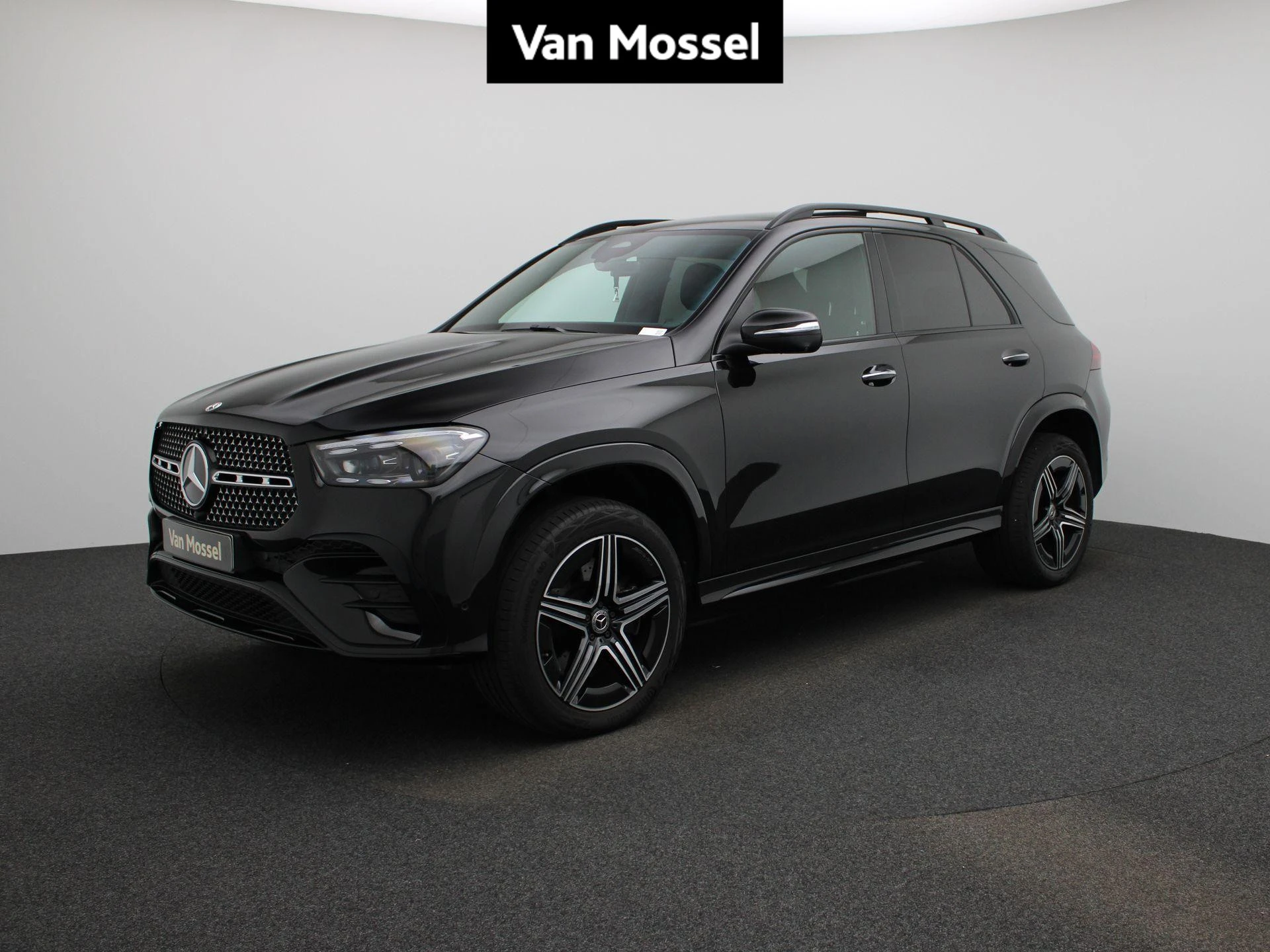 Mercedes-Benz-GLE-image-0