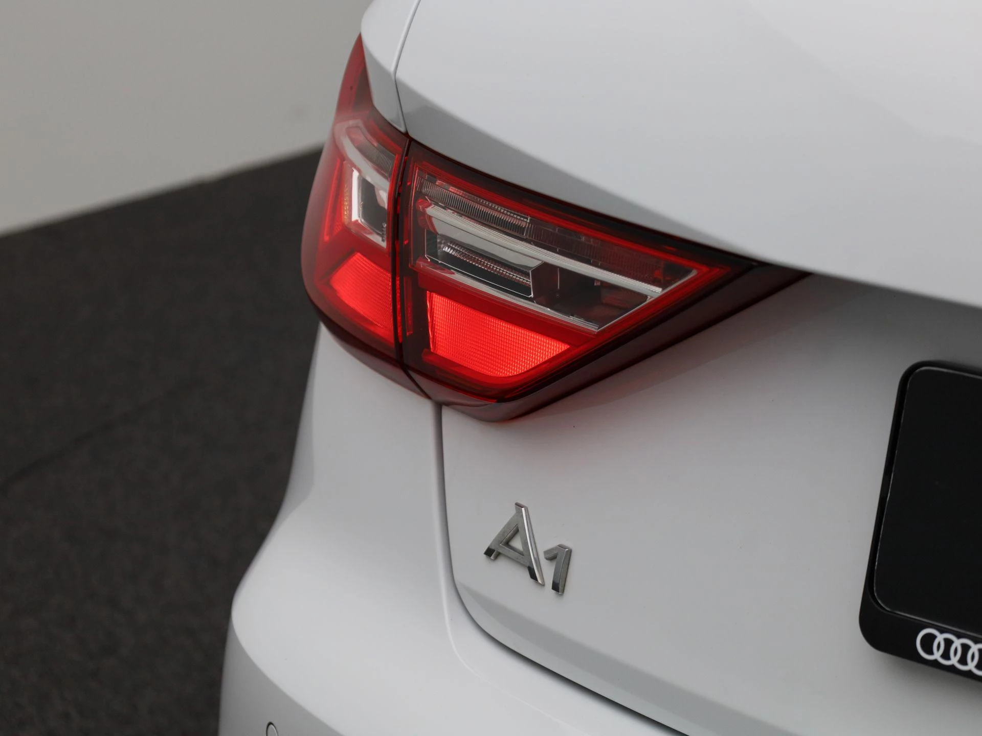 Audi-A1 Sportback-image-35