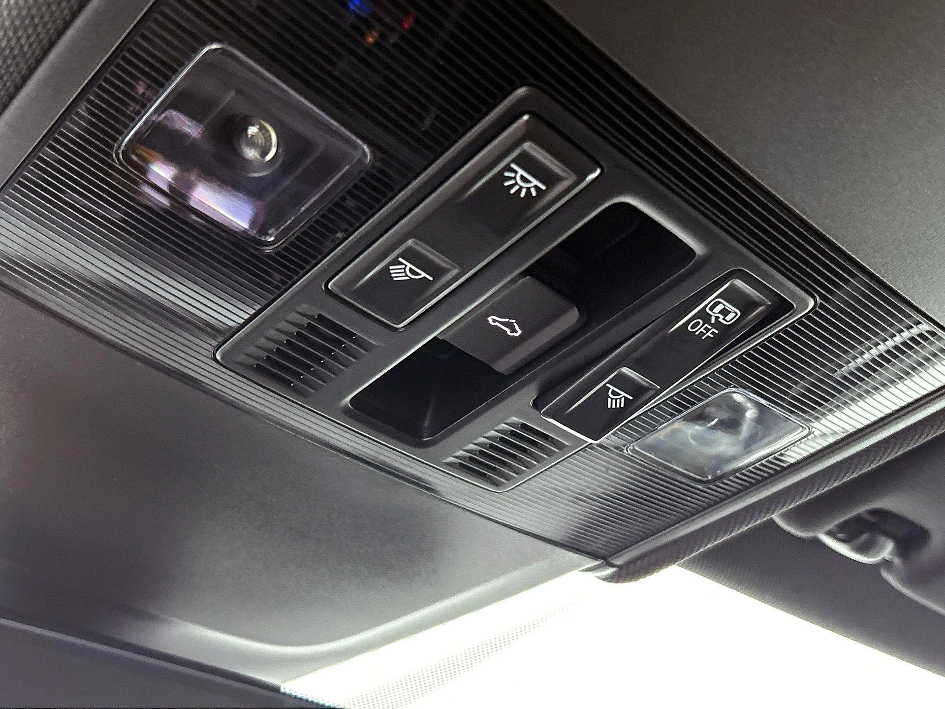 Volkswagen-Polo-image-10